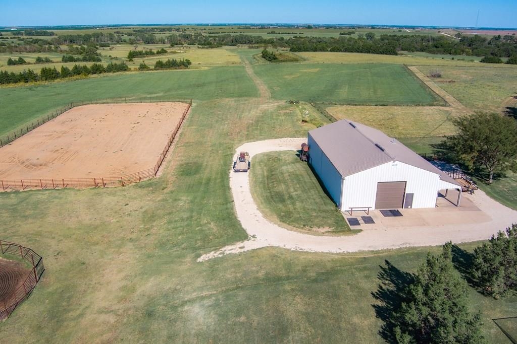 10495 E Water Well Rd, Gypsum, Kansas image 4