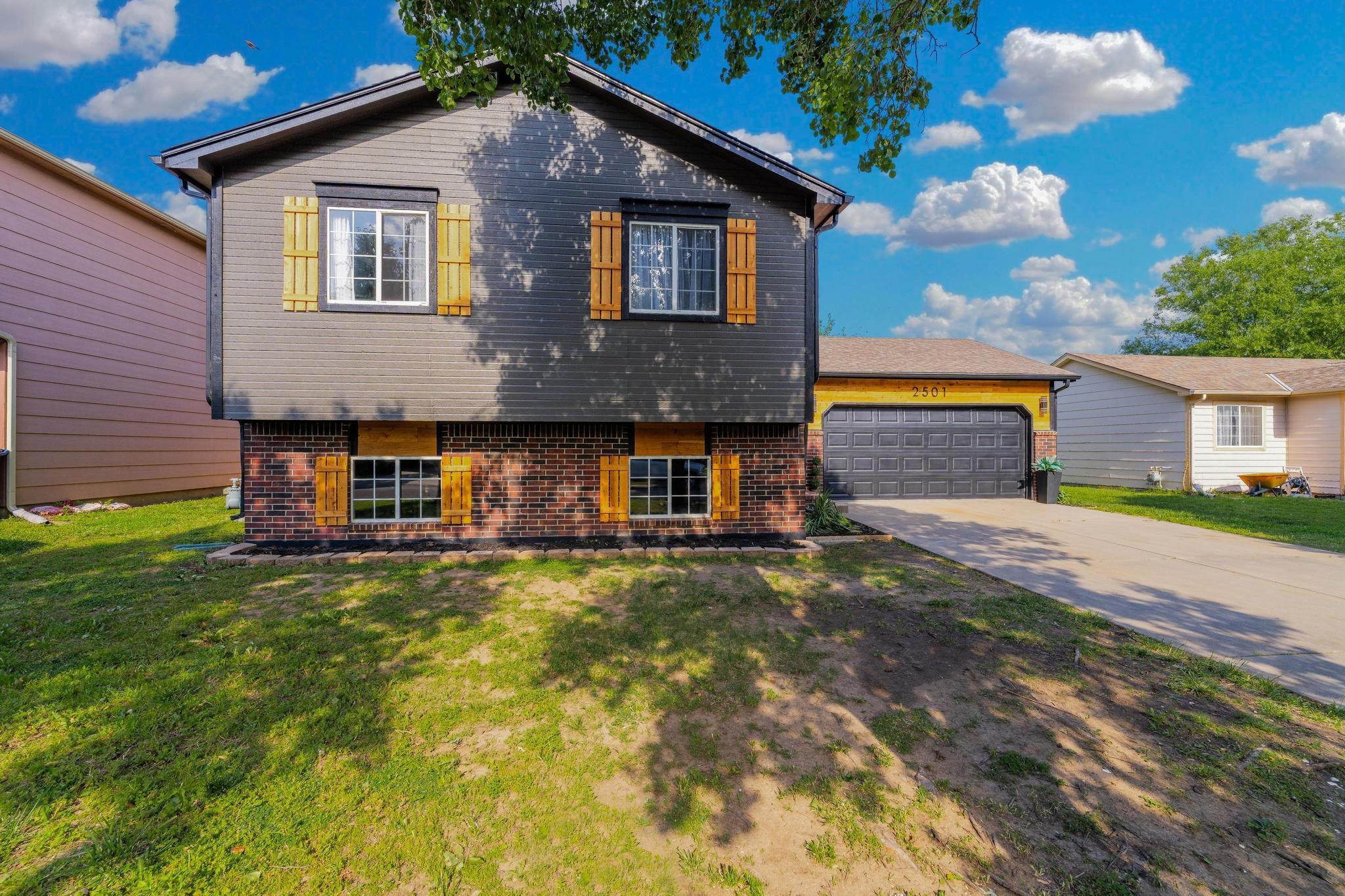 2501 N Beacon Hill St, Wichita, Kansas image 3