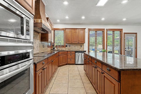 Tiny photo for 7802 E Champions Cir, Wichita, KS 67226 (MLS # 677909)