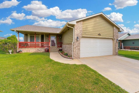 Homes For Sale - 1764 N Myers Cir<br/> Mulvane, KS 67110