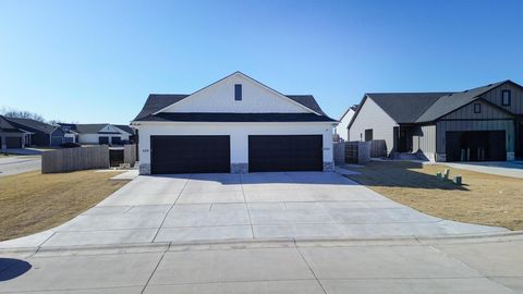 Multifamily For Sale - 5333 Pinecrest Ct N Ct<br/> Sedgwick County, Wichita, KS 67220