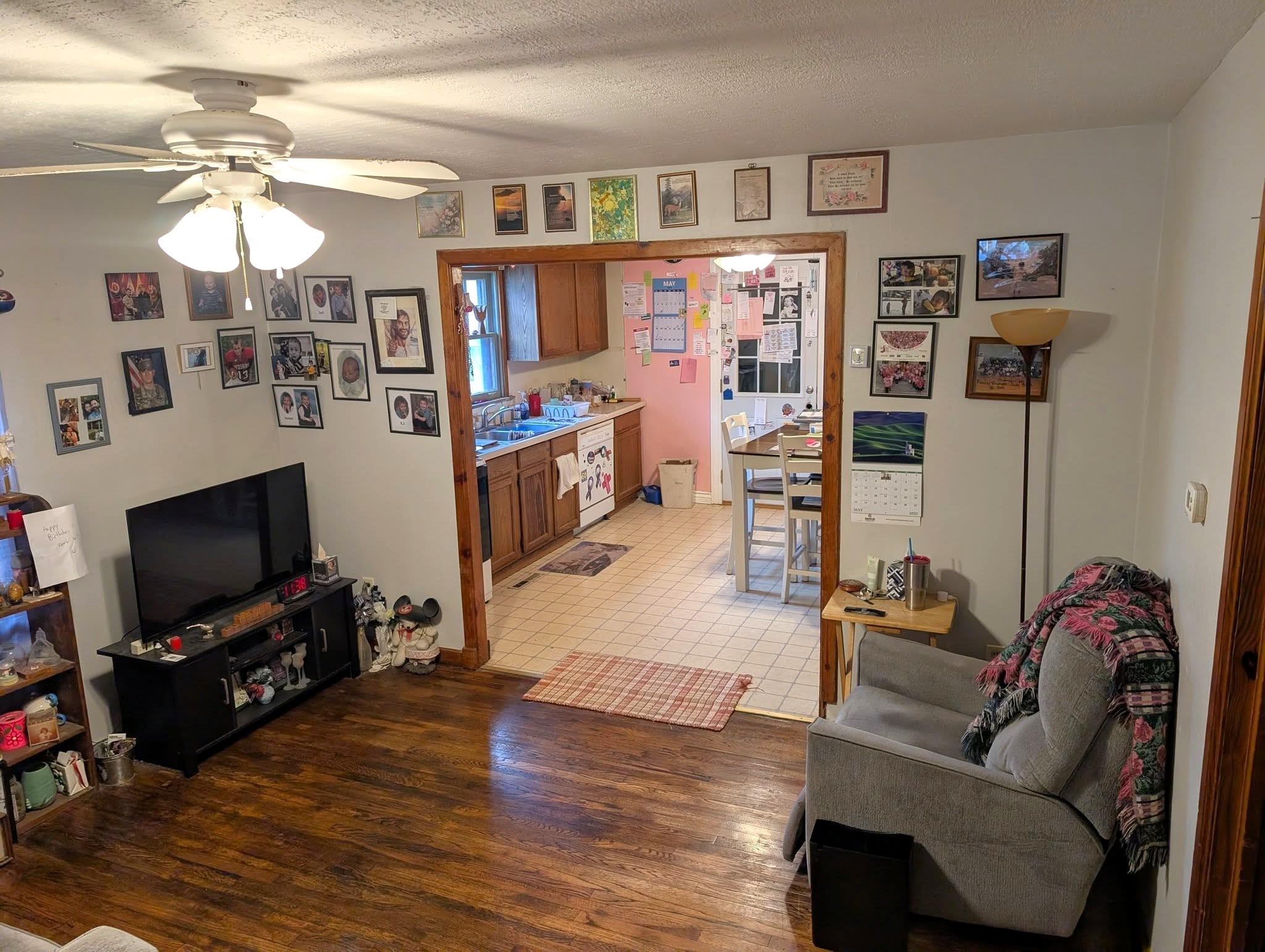 432 Baker St, Salina, Kansas image 4