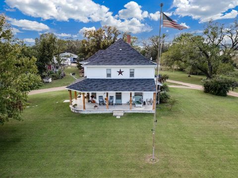 Homes For Sale - 8617 S Langdon Rd<br/> Reno County, Plevna, KS 67568