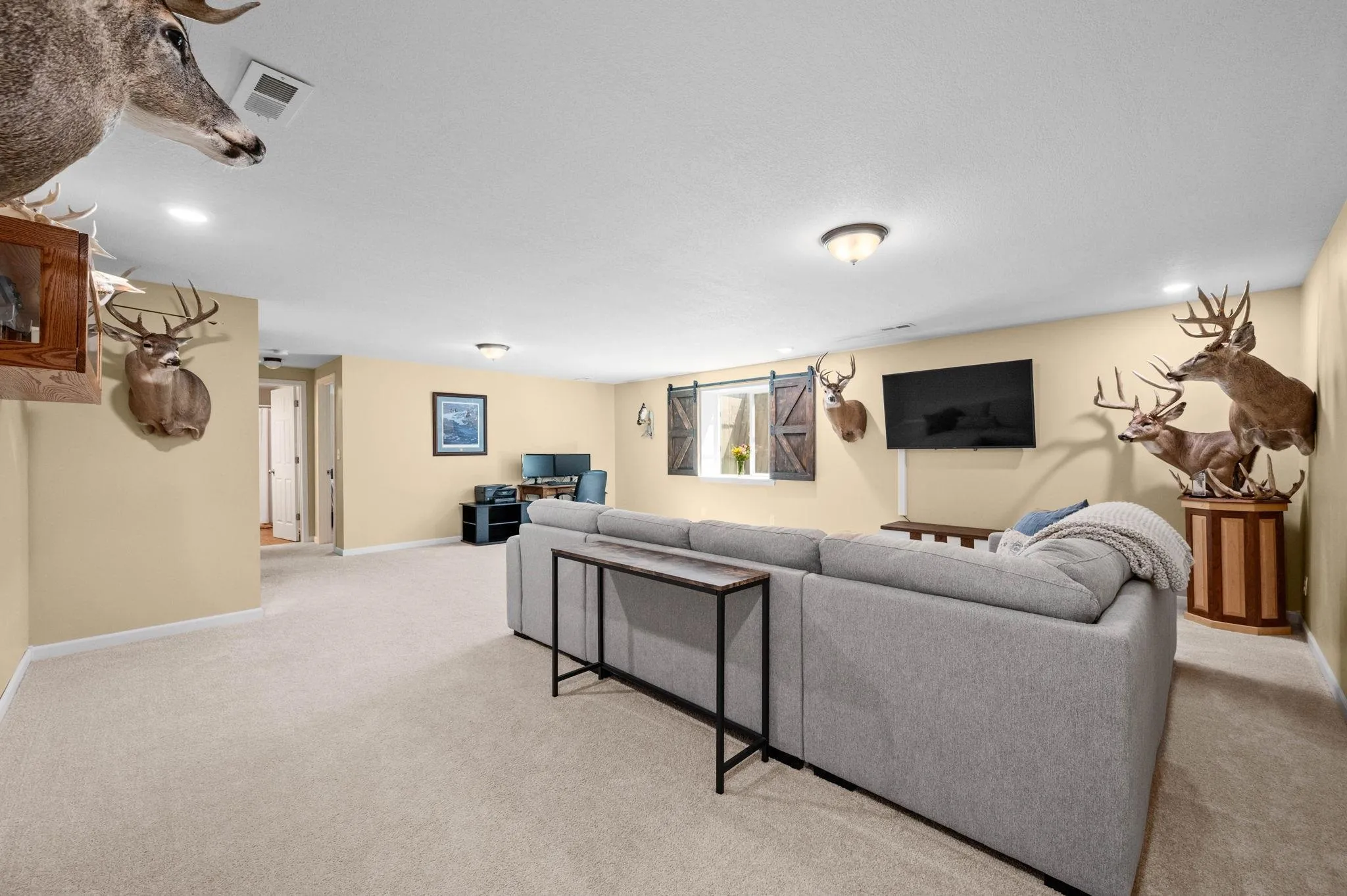 Wichita, Kansas 67235, United States, 3 Bedrooms Bedrooms, ,3 BathroomsBathrooms,Residential,Pending,158707