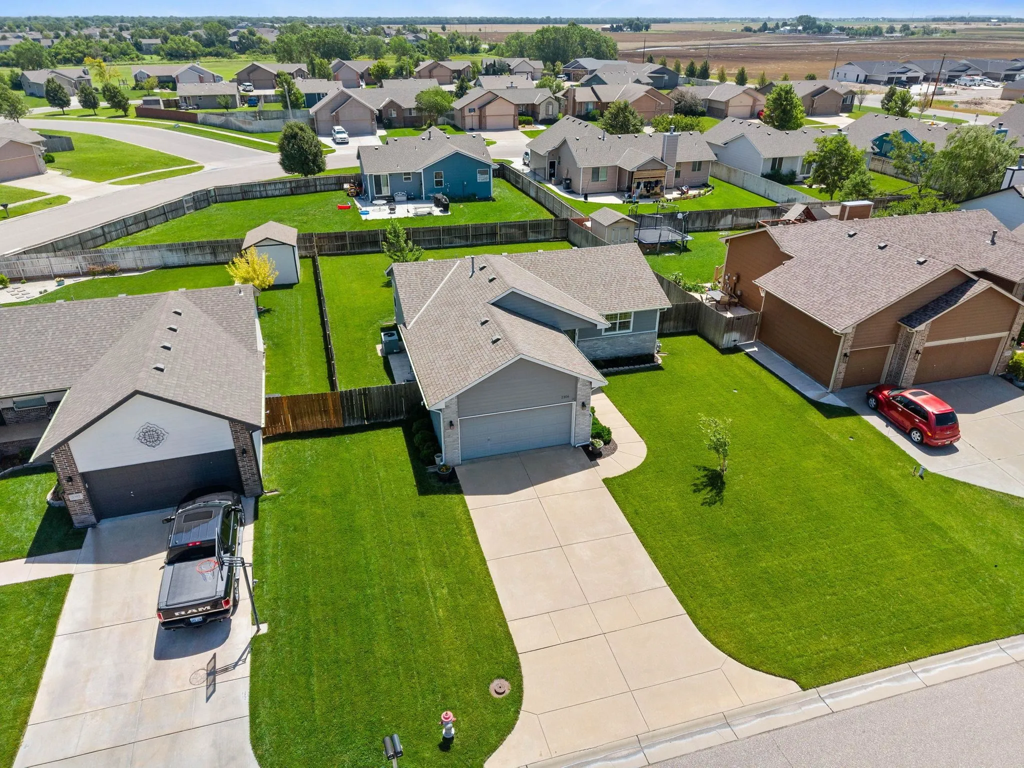 Wichita, Kansas 67235, United States, 3 Bedrooms Bedrooms, ,3 BathroomsBathrooms,Residential,Pending,158707