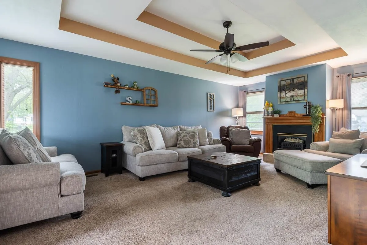 Wellsville, Kansas 66092, United States, 3 Bedrooms Bedrooms, ,2 BathroomsBathrooms,Residential,Pending,123555