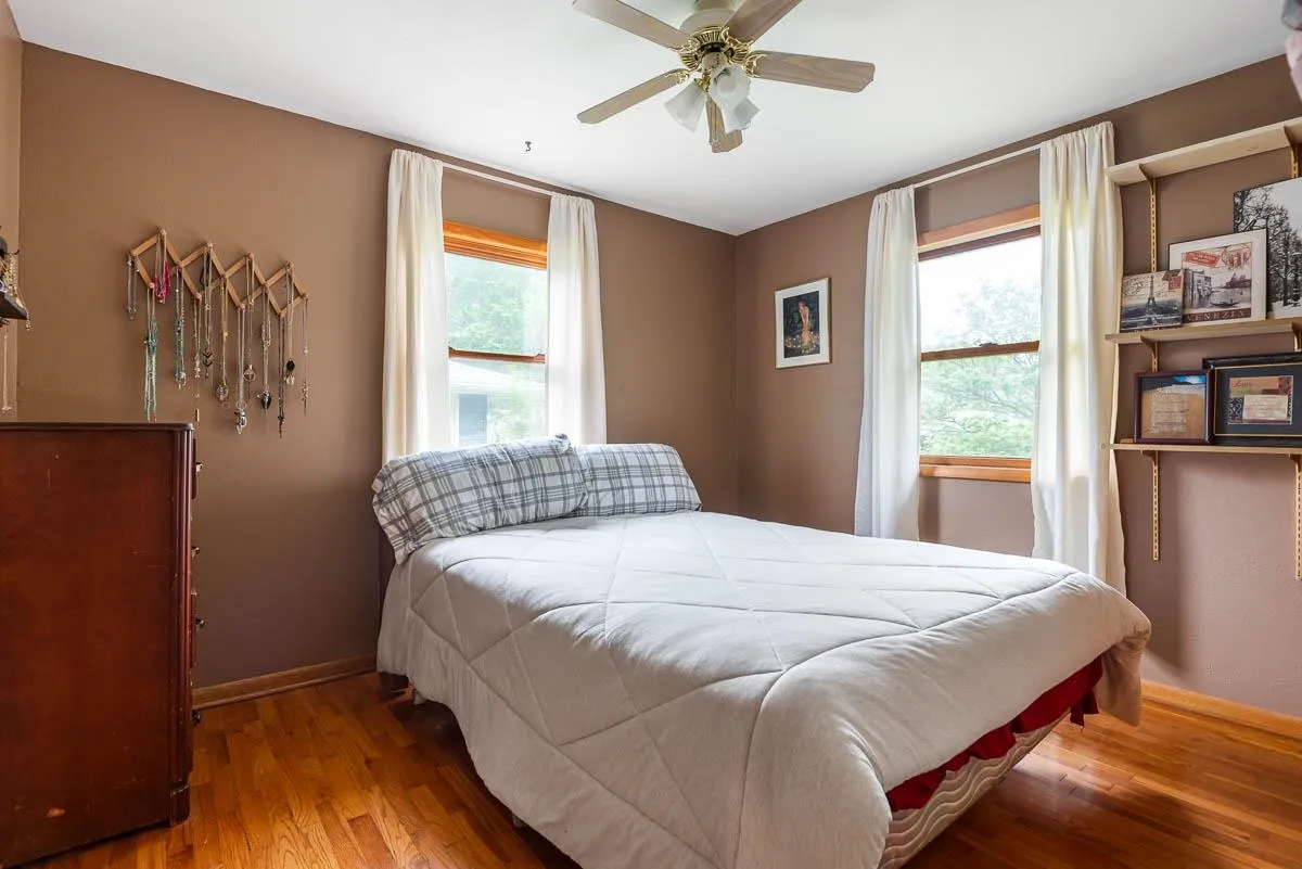 Wellsville, Kansas 66092, United States, 3 Bedrooms Bedrooms, ,2 BathroomsBathrooms,Residential,Pending,123555