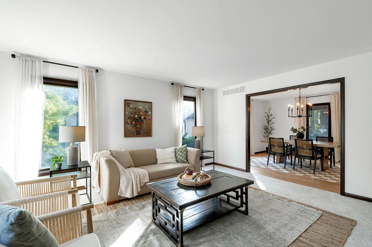 Wichita, Kansas 67206, United States, 4 Bedrooms Bedrooms, ,5 BathroomsBathrooms,Residential,Pending,246462