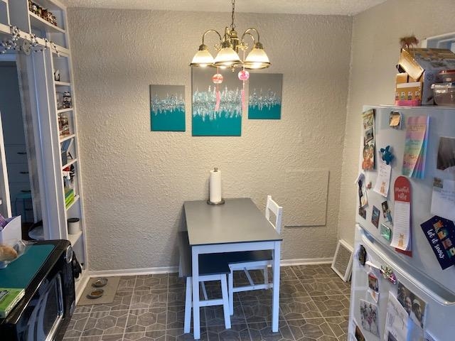 Wichita, Kansas 67213, United States, ,Residential,Pending,64489