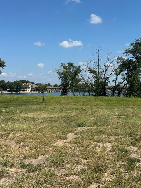 Vacant Land For Sale - 3018 Driftwood<br/> Wichita, KS 67204