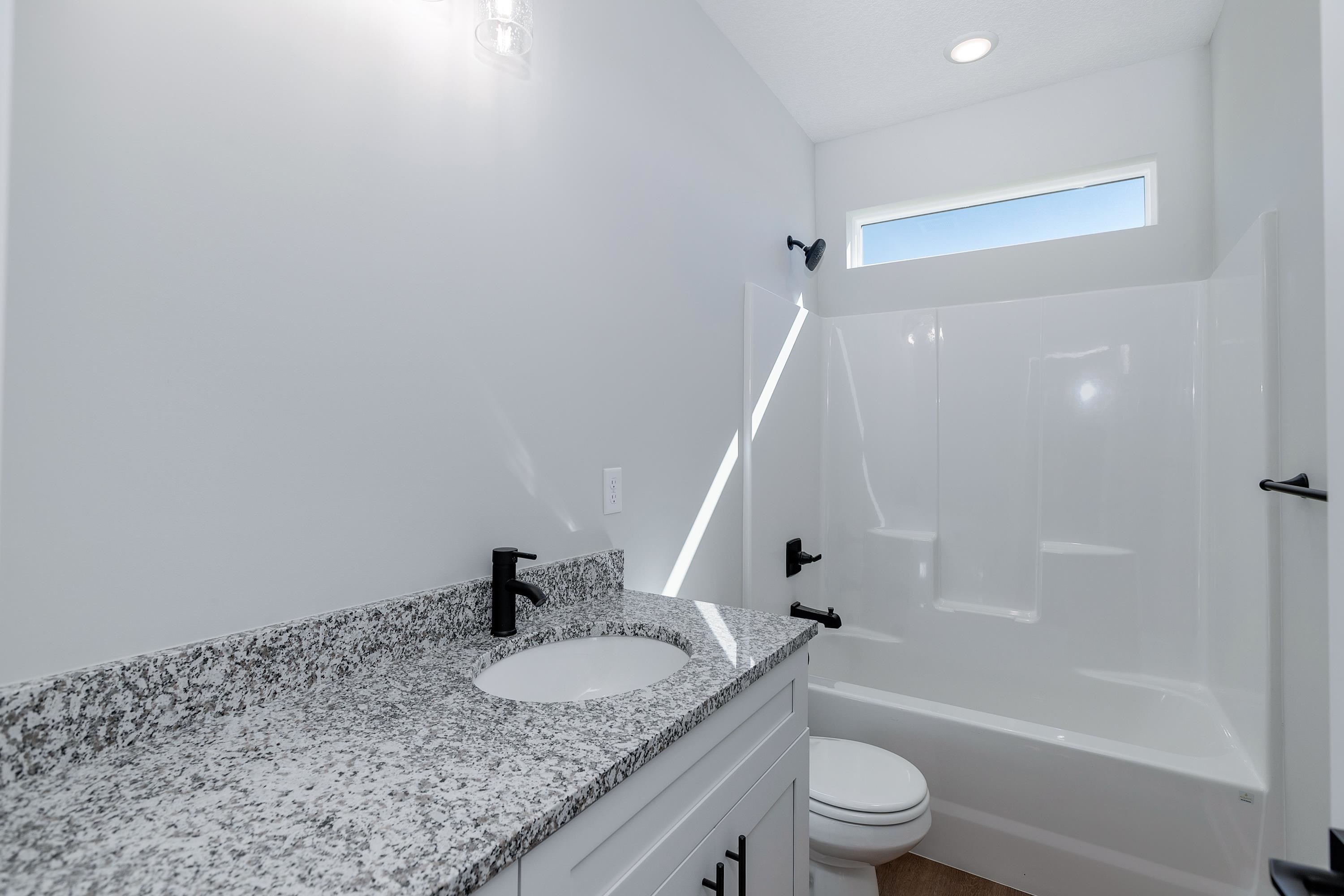 10707 W Graber St, Wichita, Kansas image 12