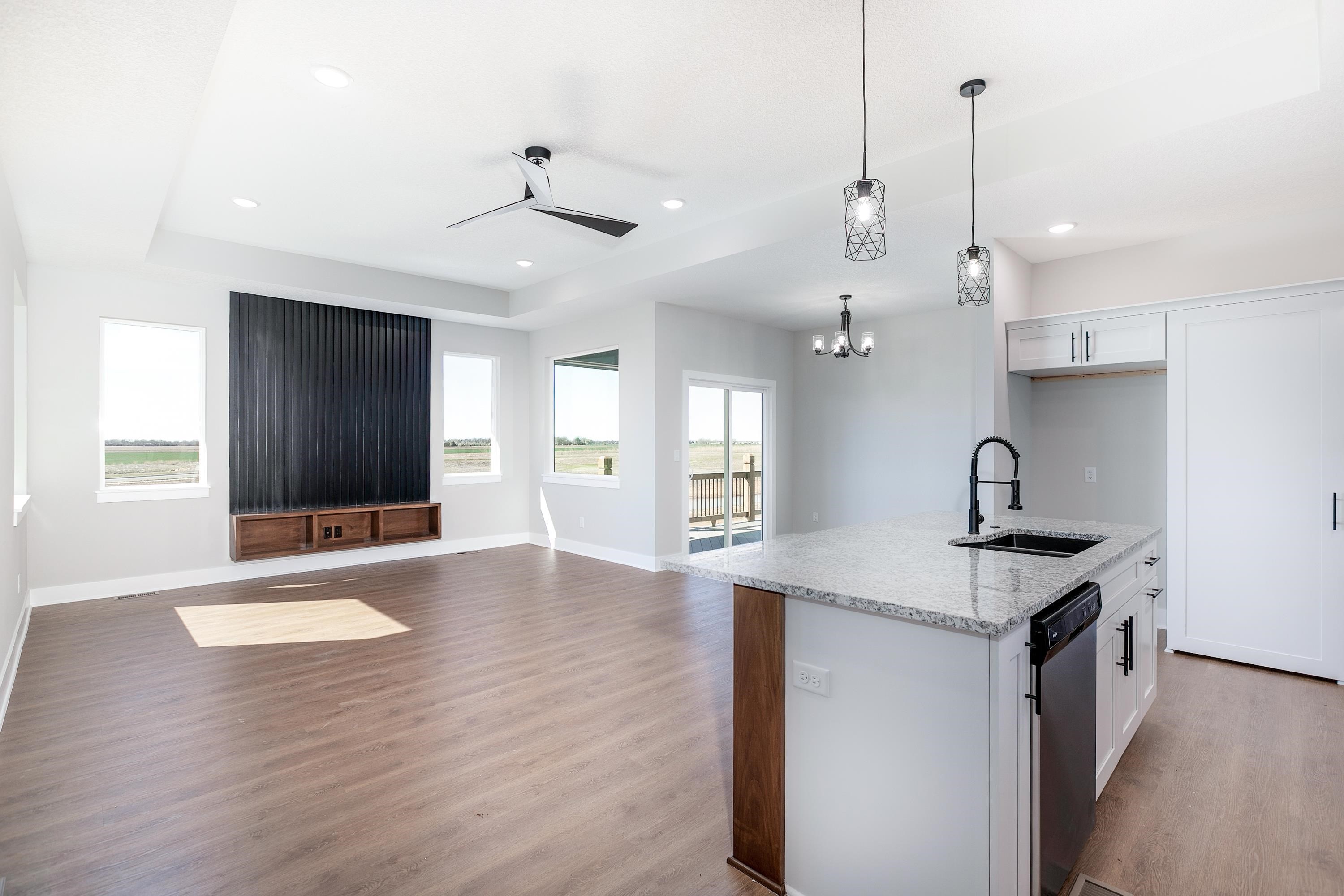 10707 W Graber St, Wichita, Kansas image 3