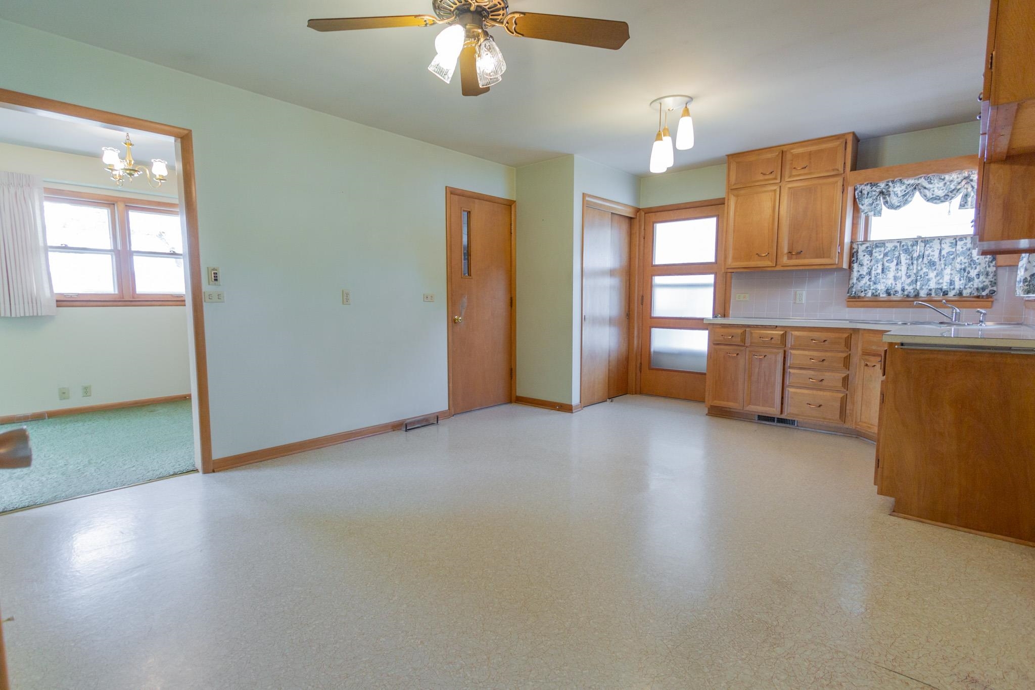 1207 Mcadams Rd, Salina, Kansas image 9