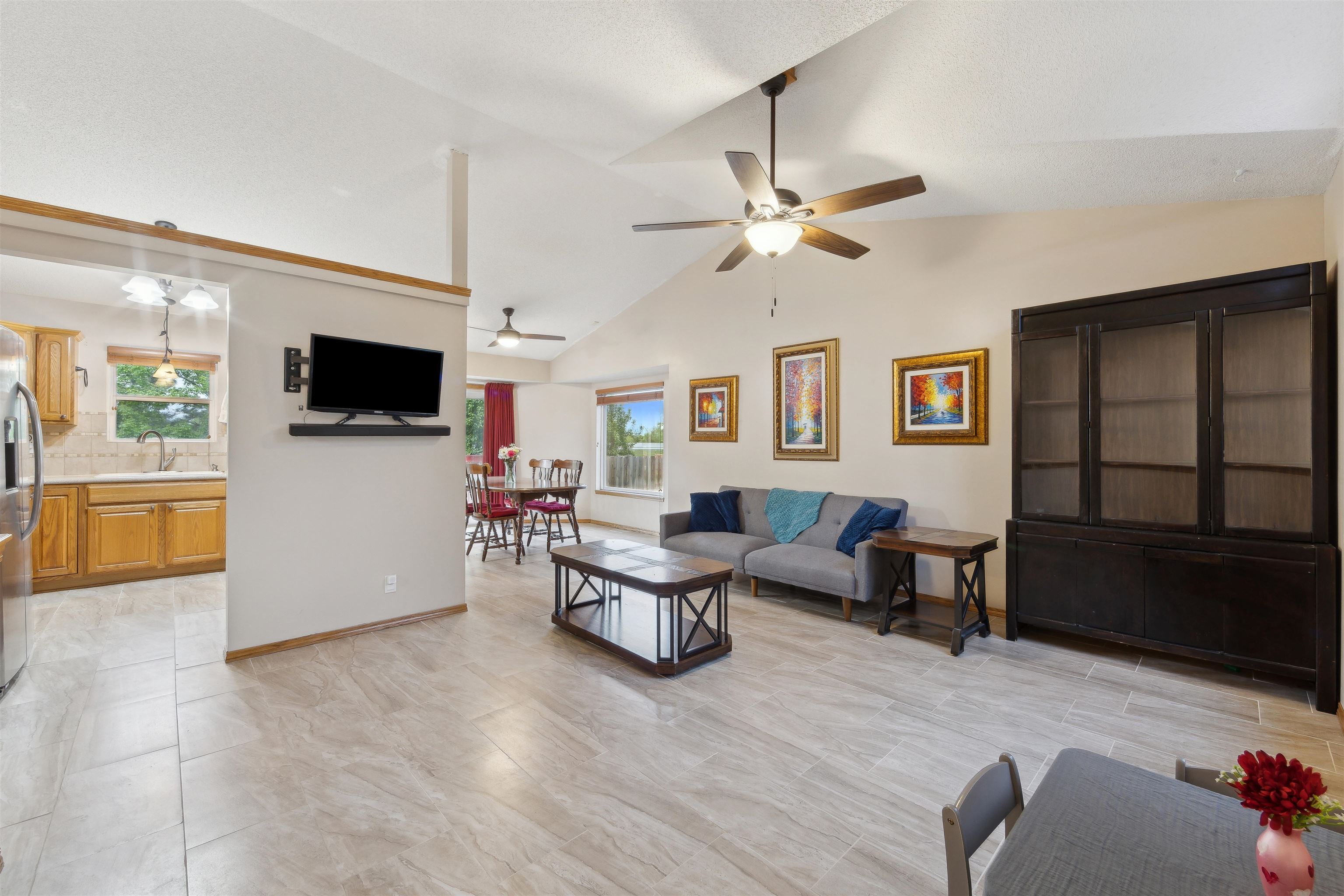 703 S Todd Cir, Wichita, Virginia image 3