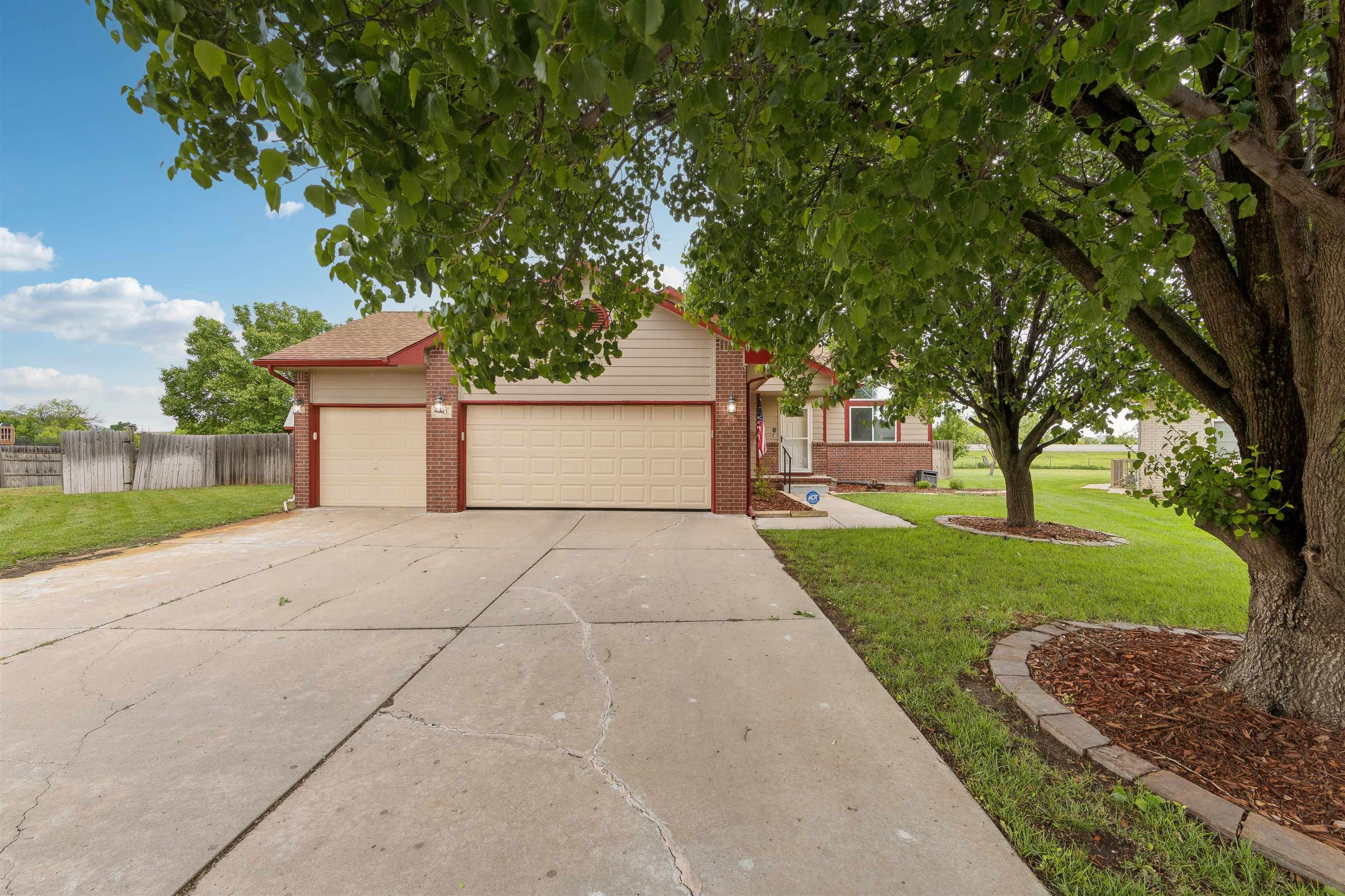 703 S Todd Cir, Wichita, Virginia image 1