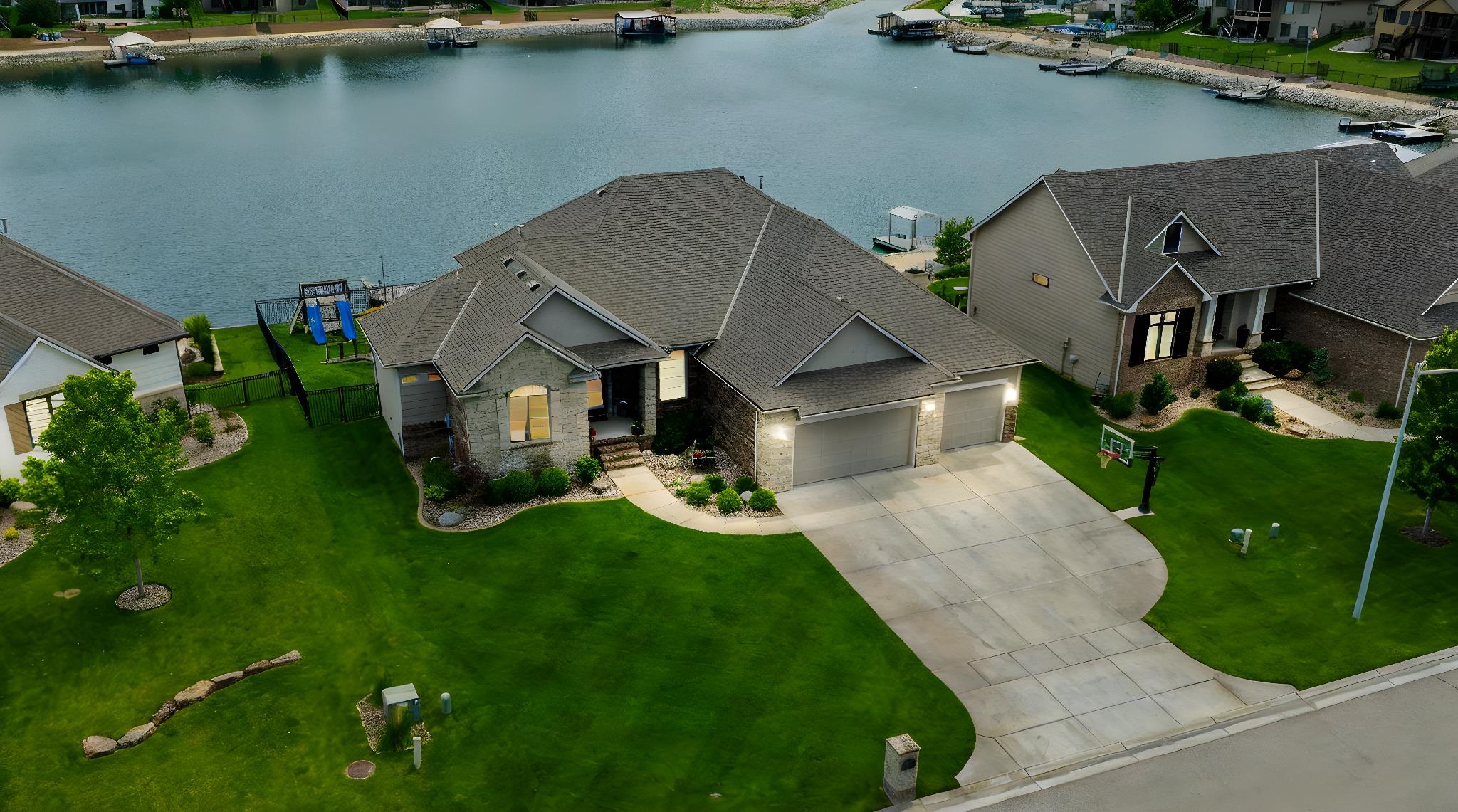 2526 N Paradise Ct, Wichita, Virginia image 3