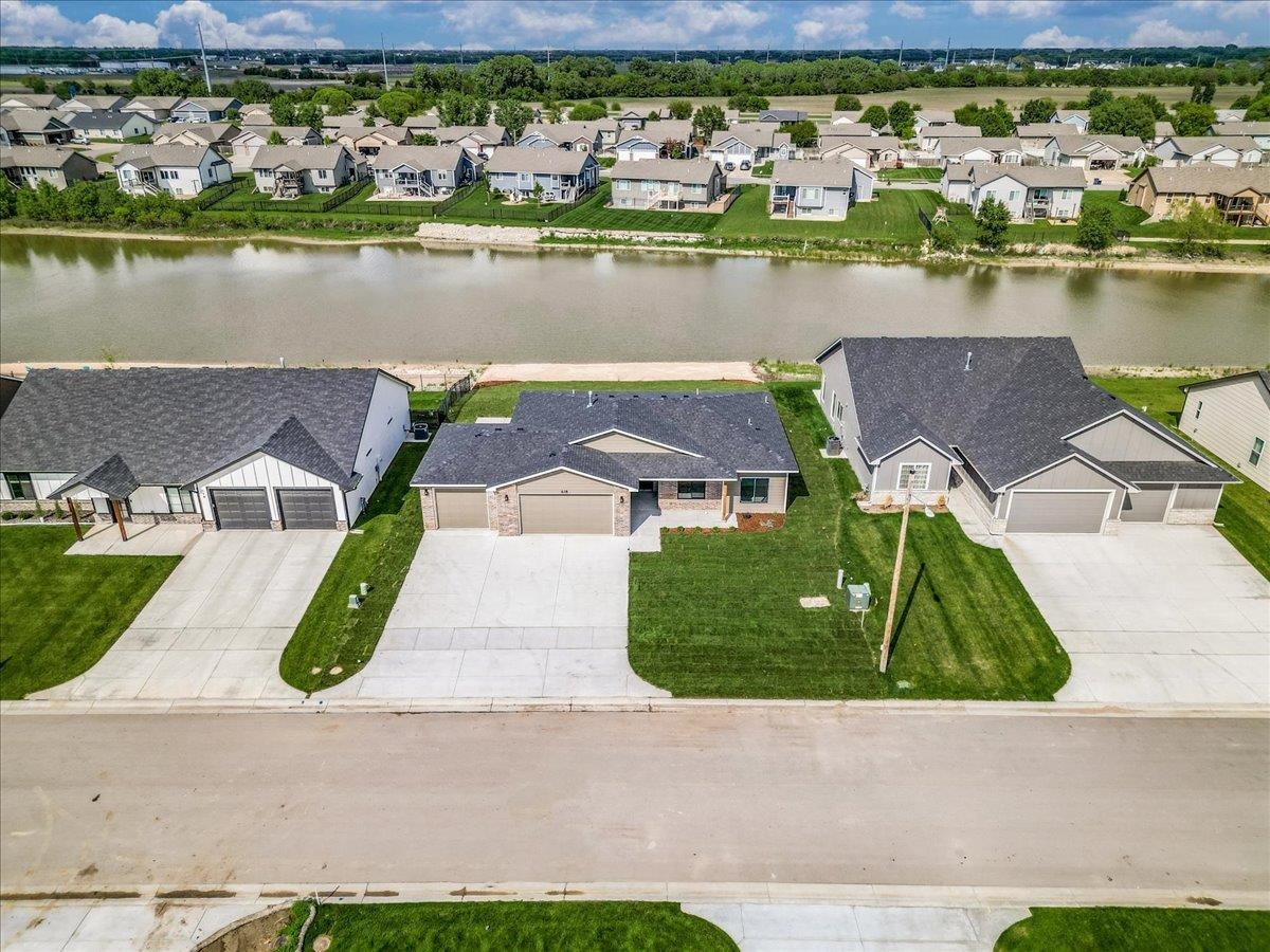 618 S Sweetwater Cir, Maize, Kansas image 26