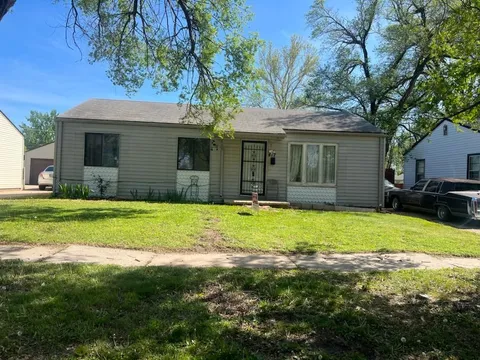 417 W 33rd St S, Wichita, KS 67217 - MLS#: 654096