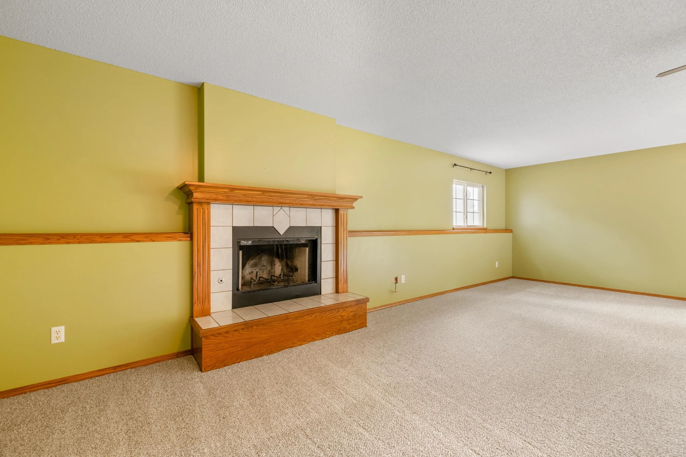 Bel Aire, Kansas 67220, United States, 3 Bedrooms Bedrooms, ,2 BathroomsBathrooms,Residential,Active,178901