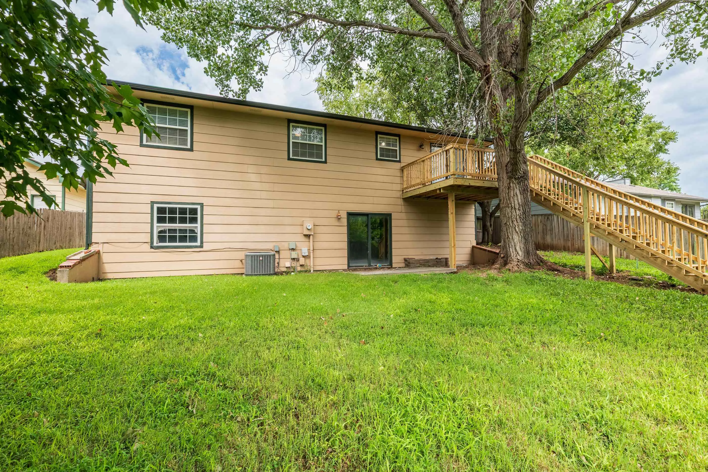 Bel Aire, Kansas 67220, United States, 3 Bedrooms Bedrooms, ,2 BathroomsBathrooms,Residential,Active,178901