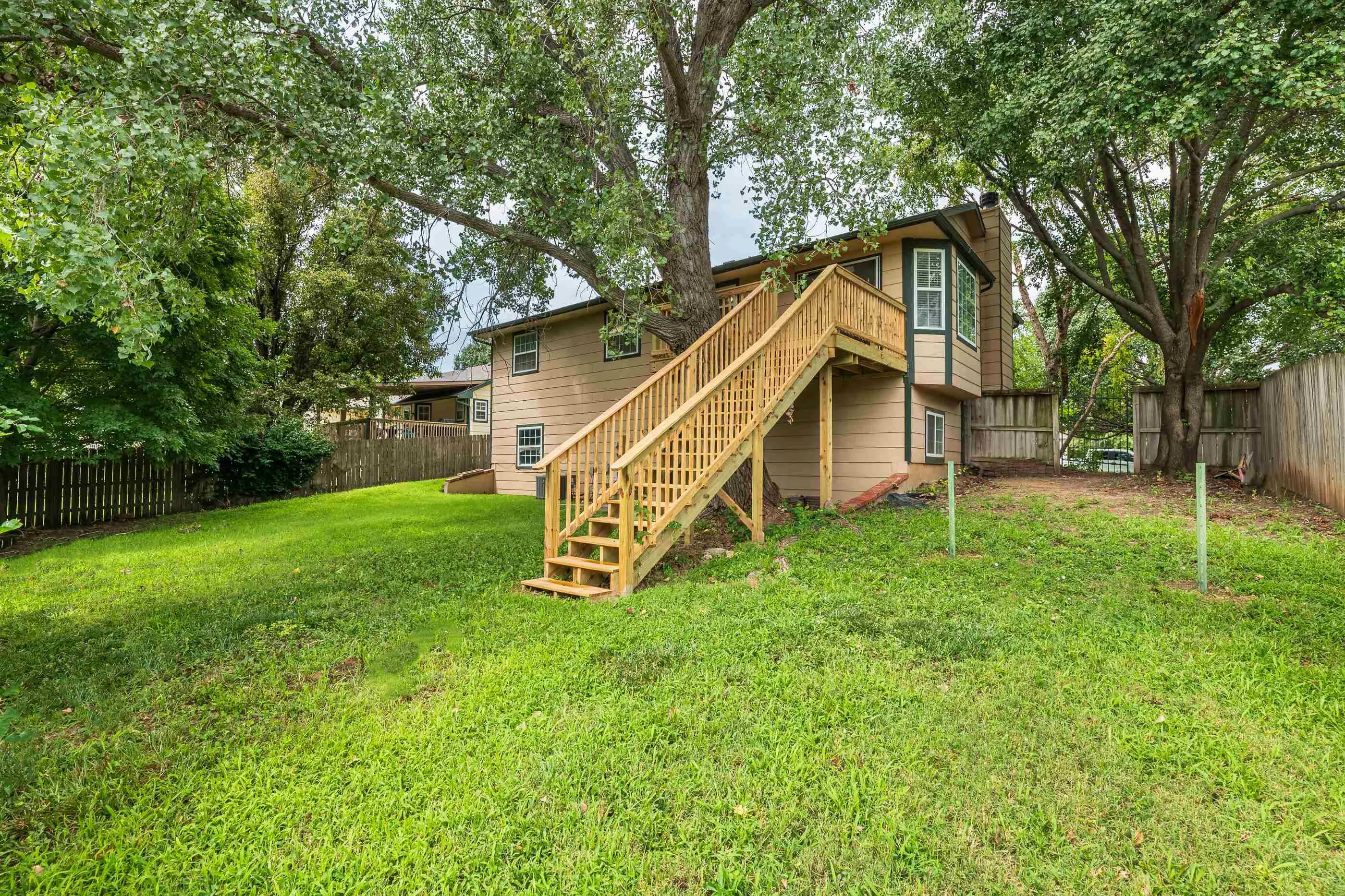 Bel Aire, Kansas 67220, United States, 3 Bedrooms Bedrooms, ,2 BathroomsBathrooms,Residential,Active,178901