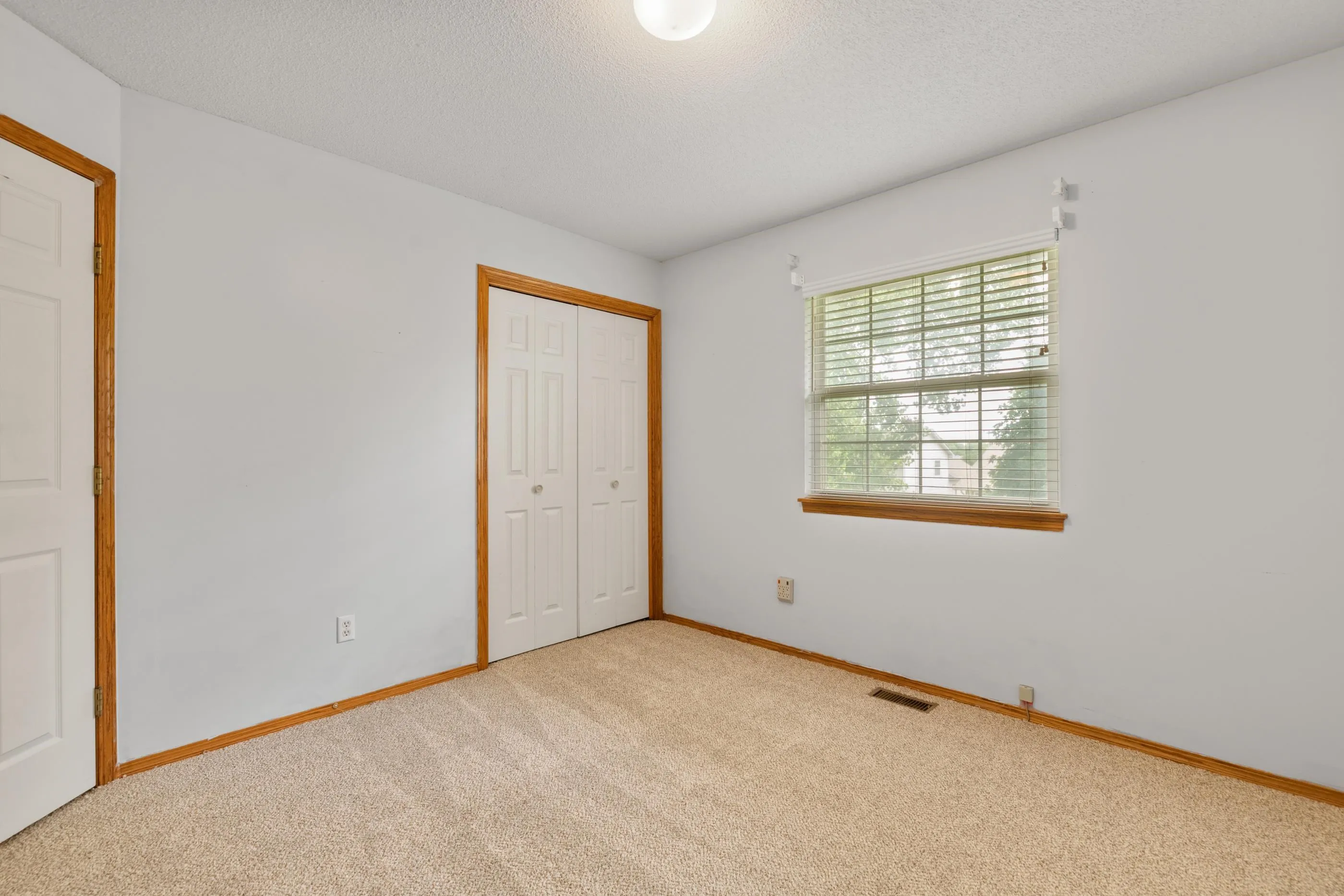 Bel Aire, Kansas 67220, United States, 3 Bedrooms Bedrooms, ,2 BathroomsBathrooms,Residential,Active,178901