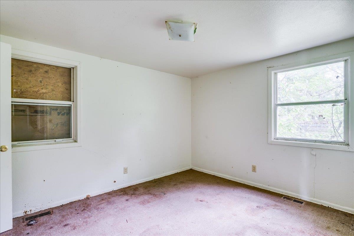 2825 E Stadium Dr, Wichita, Kansas image 8