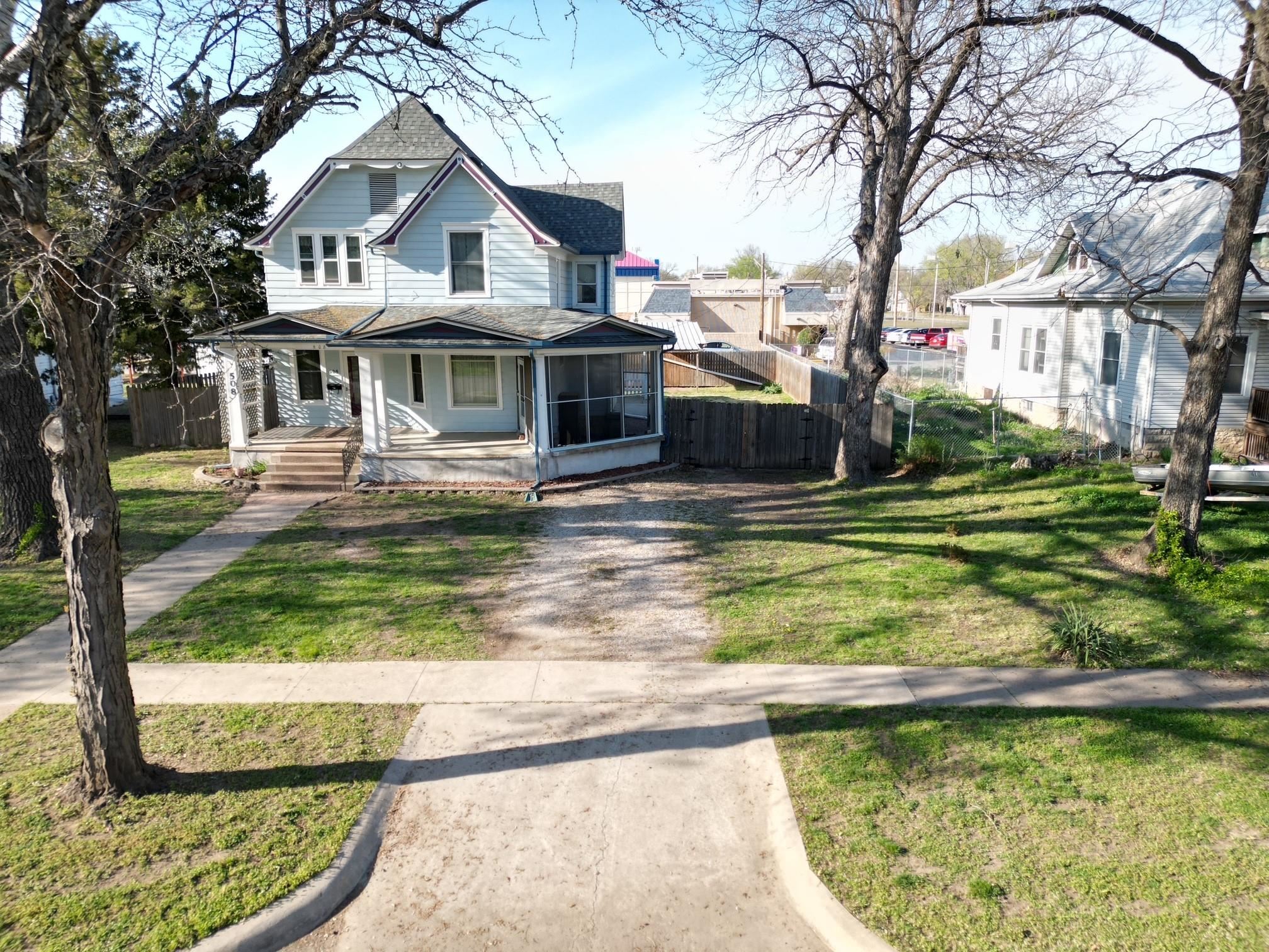508 E 10th Ave, Winfield, Kansas image 20