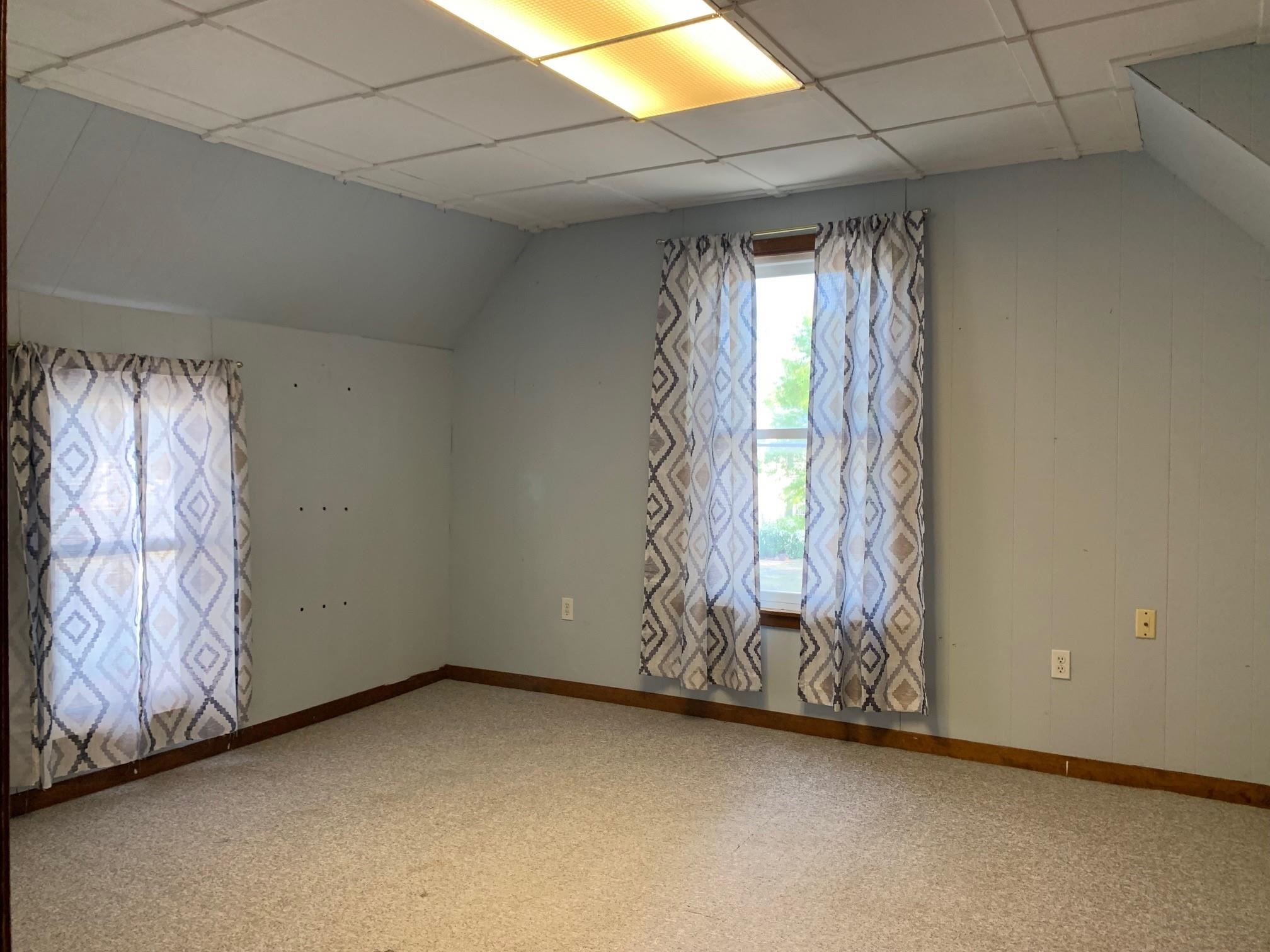 508 E 10th Ave, Winfield, Kansas image 9