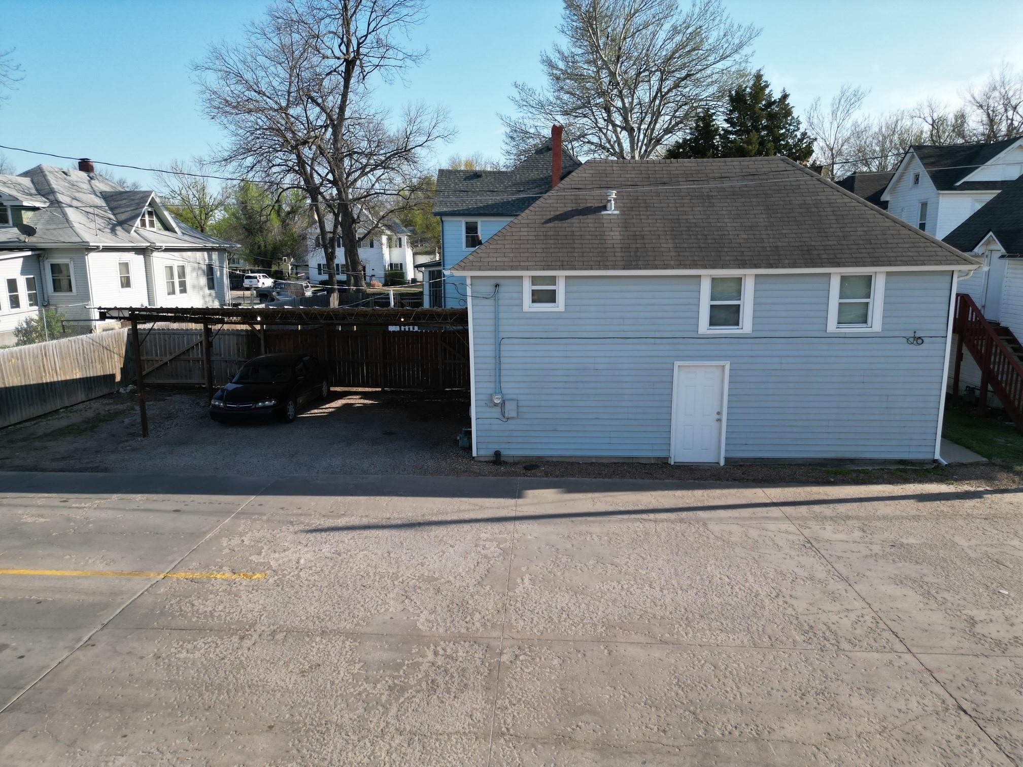 508 E 10th Ave, Winfield, Kansas image 17