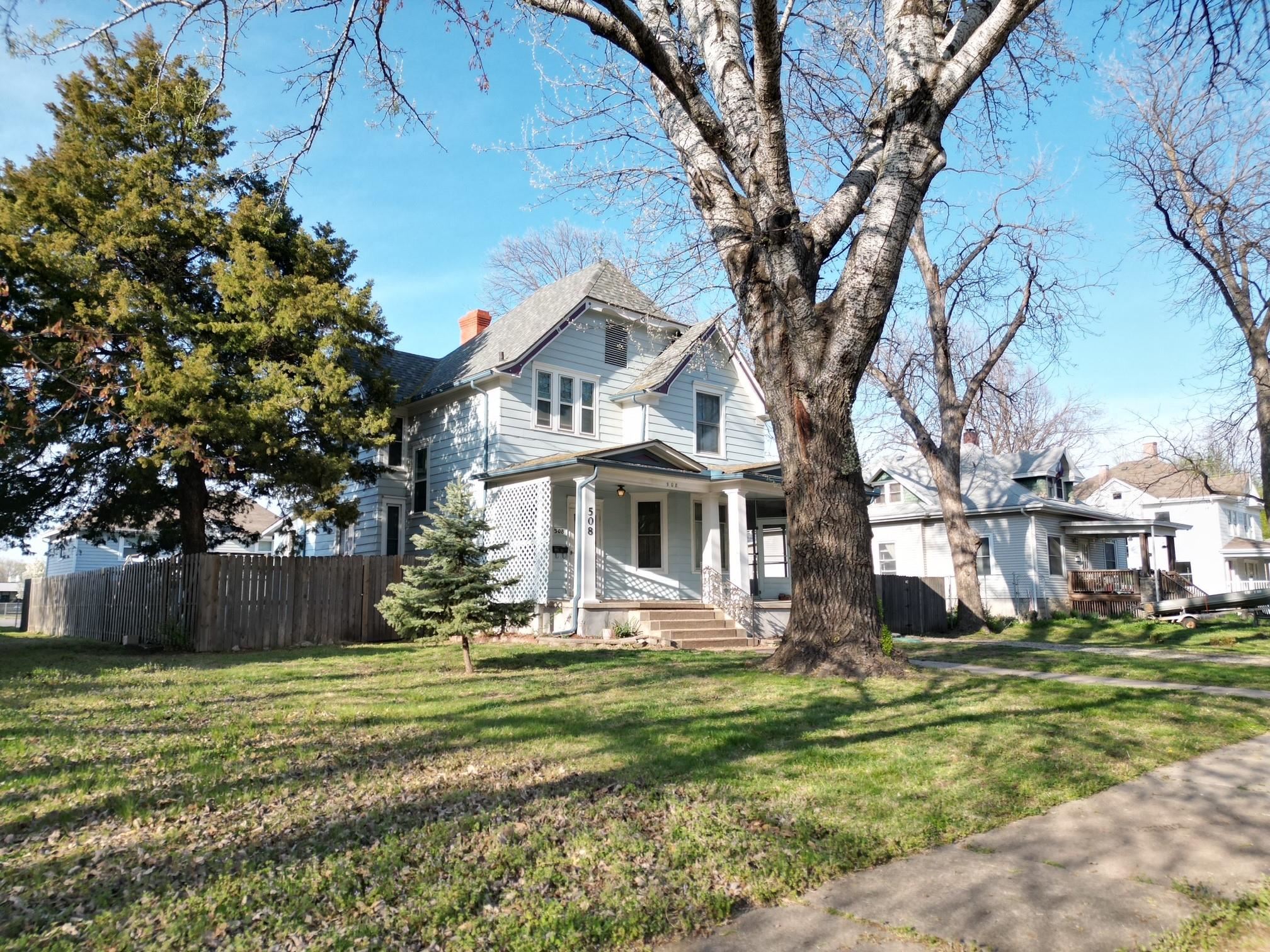 508 E 10th Ave, Winfield, Kansas image 26