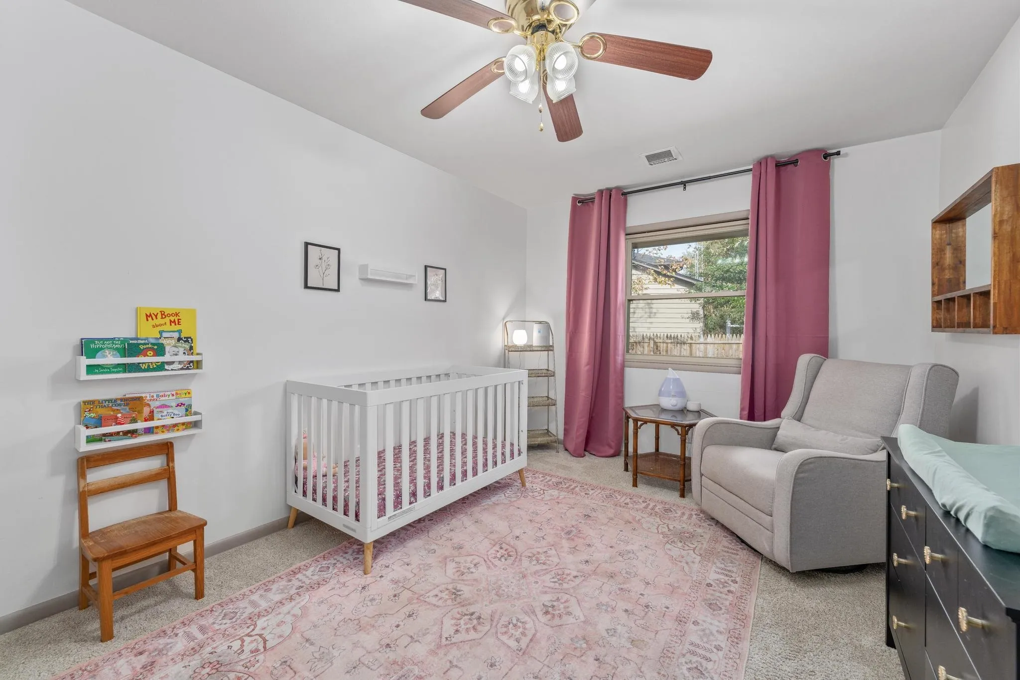 Wellington, Kansas 67152, United States, 3 Bedrooms Bedrooms, ,3 BathroomsBathrooms,Residential,Active,241941