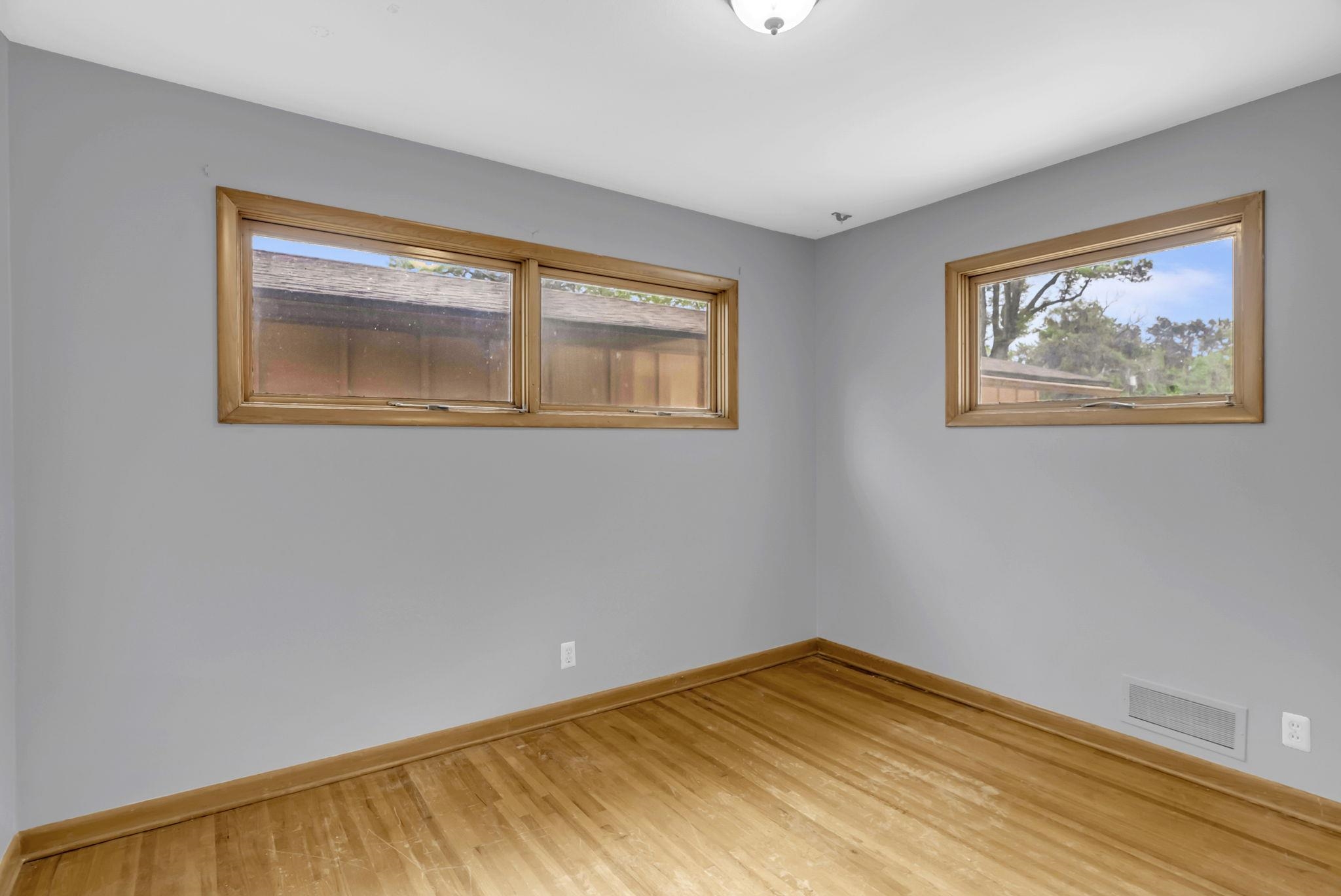 9808 W Hickory Ln, Wichita, Kansas image 12