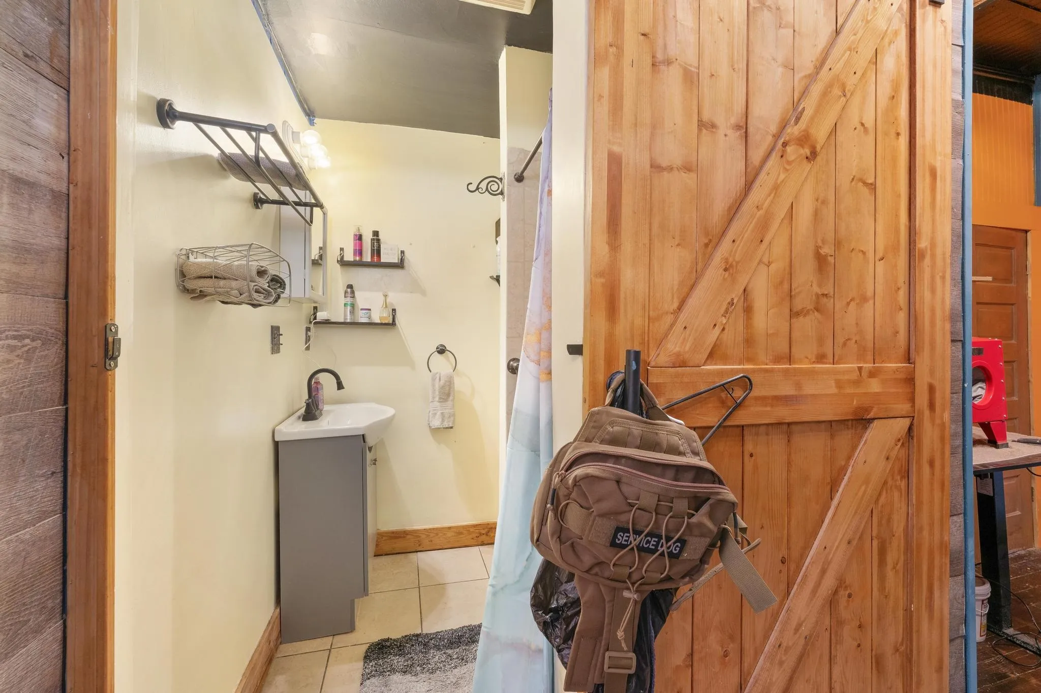 Wellington, Kansas 67152, United States, 4 Bedrooms Bedrooms, ,2 BathroomsBathrooms,Residential,Active,143889