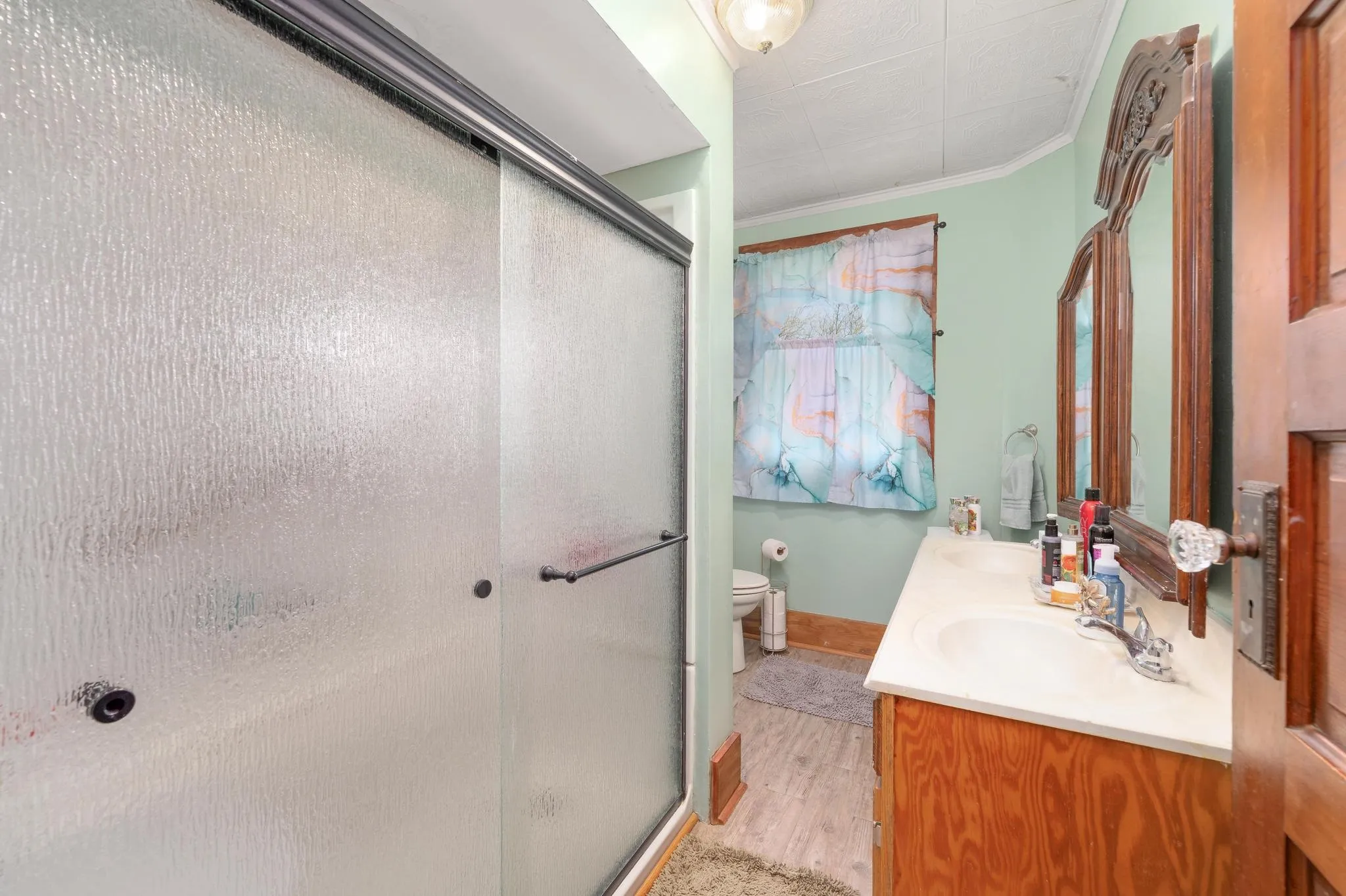 Wellington, Kansas 67152, United States, 4 Bedrooms Bedrooms, ,2 BathroomsBathrooms,Residential,Active,143889