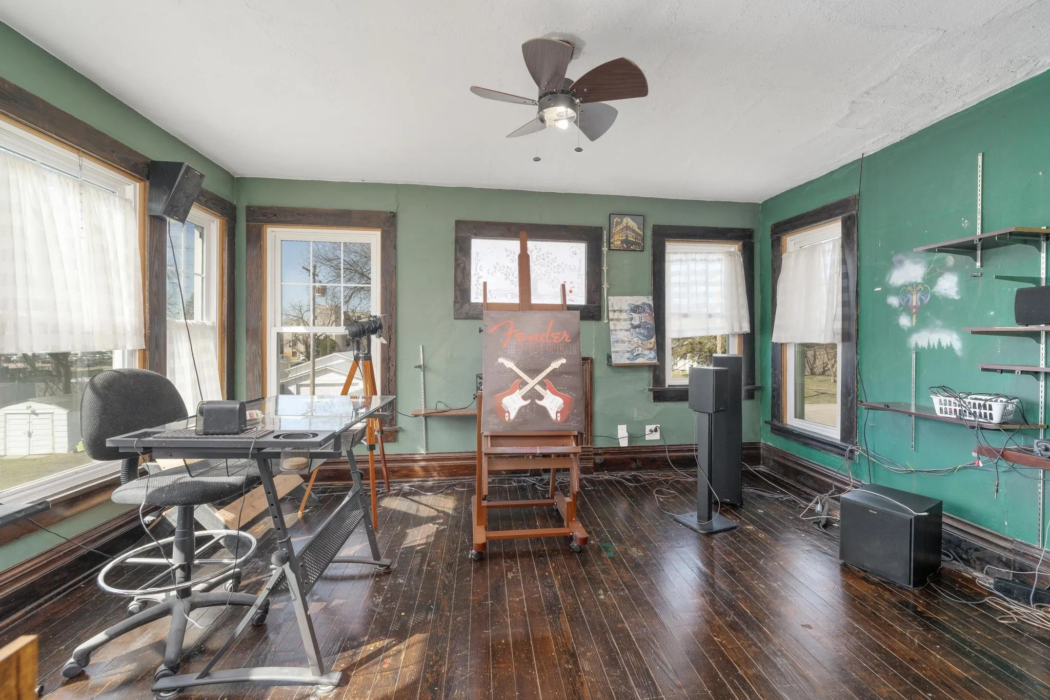 Wellington, Kansas 67152, United States, 4 Bedrooms Bedrooms, ,2 BathroomsBathrooms,Residential,Active,143889