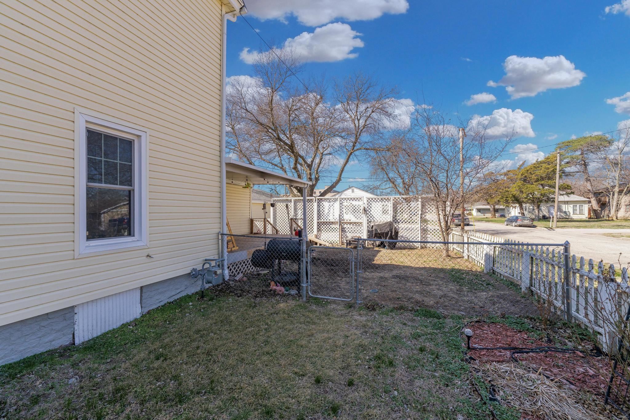 524 N B St, Wellington, Kansas image 24