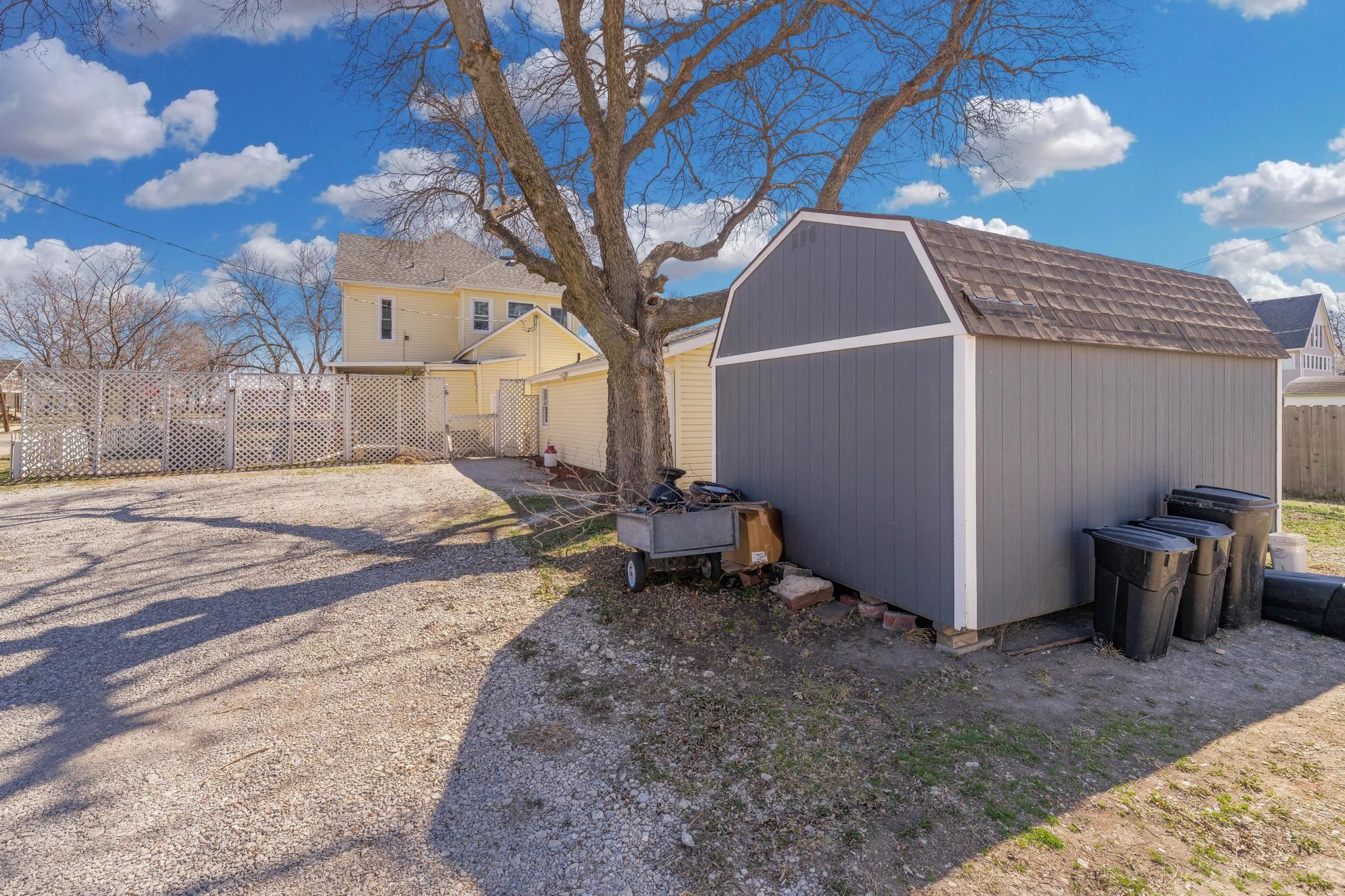 524 N B St, Wellington, Kansas image 29