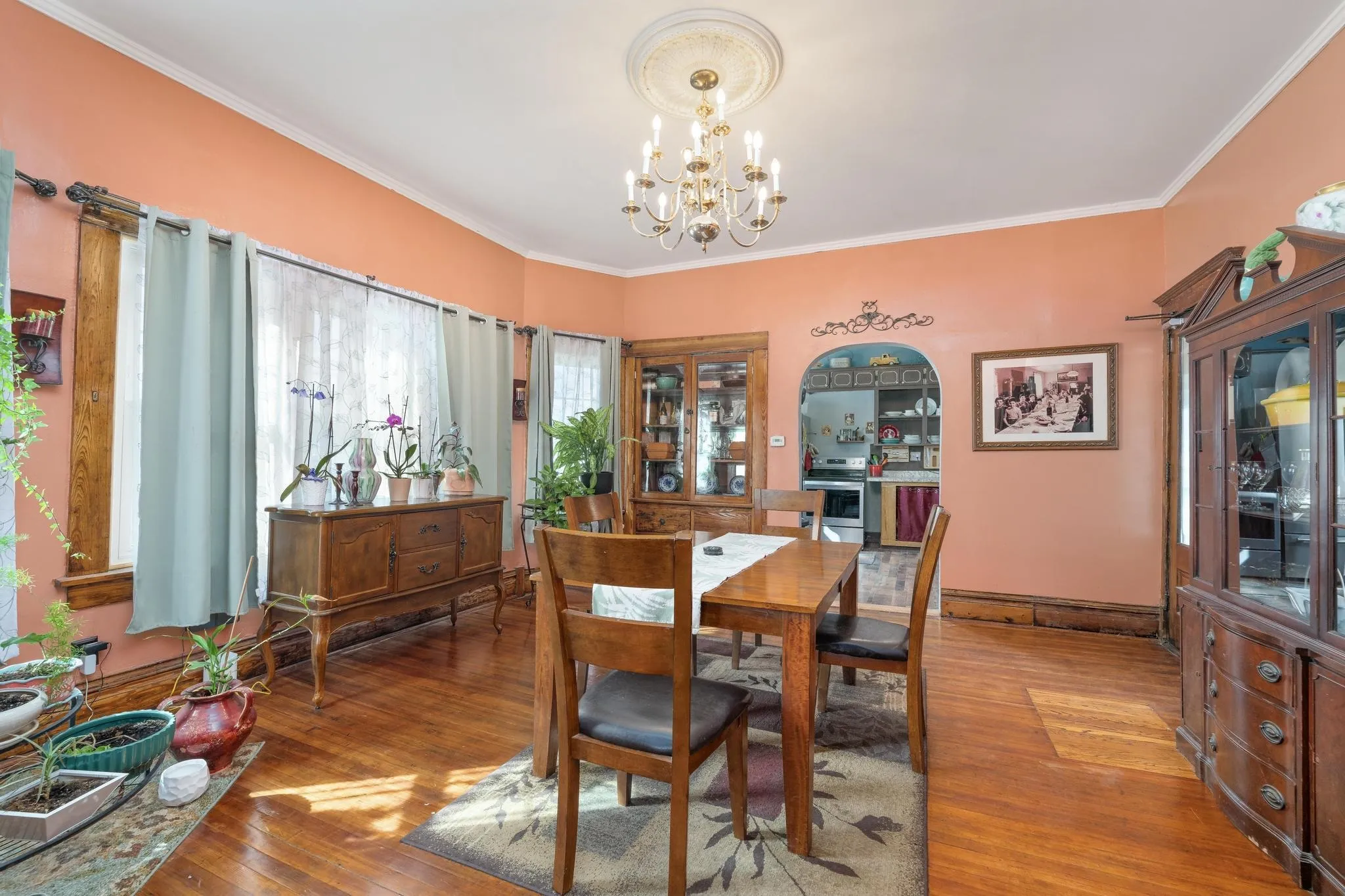 Wellington, Kansas 67152, United States, 4 Bedrooms Bedrooms, ,2 BathroomsBathrooms,Residential,Active,143889