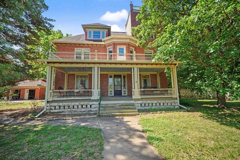 Homes For Sale - 116 E Mill St<br/> Lindsborg, KS 67456