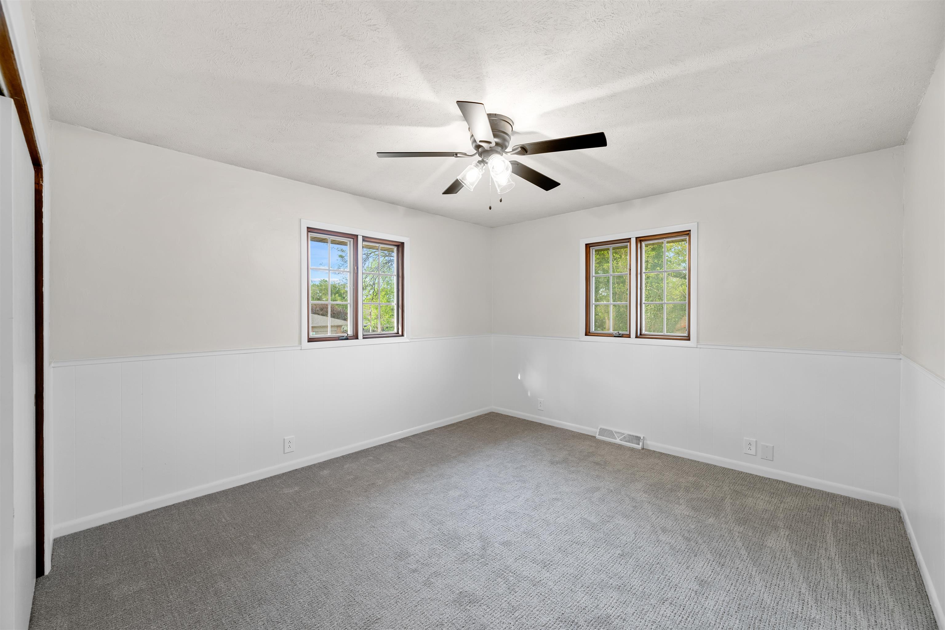 452 Camden Dr, Salina, Kansas image 23