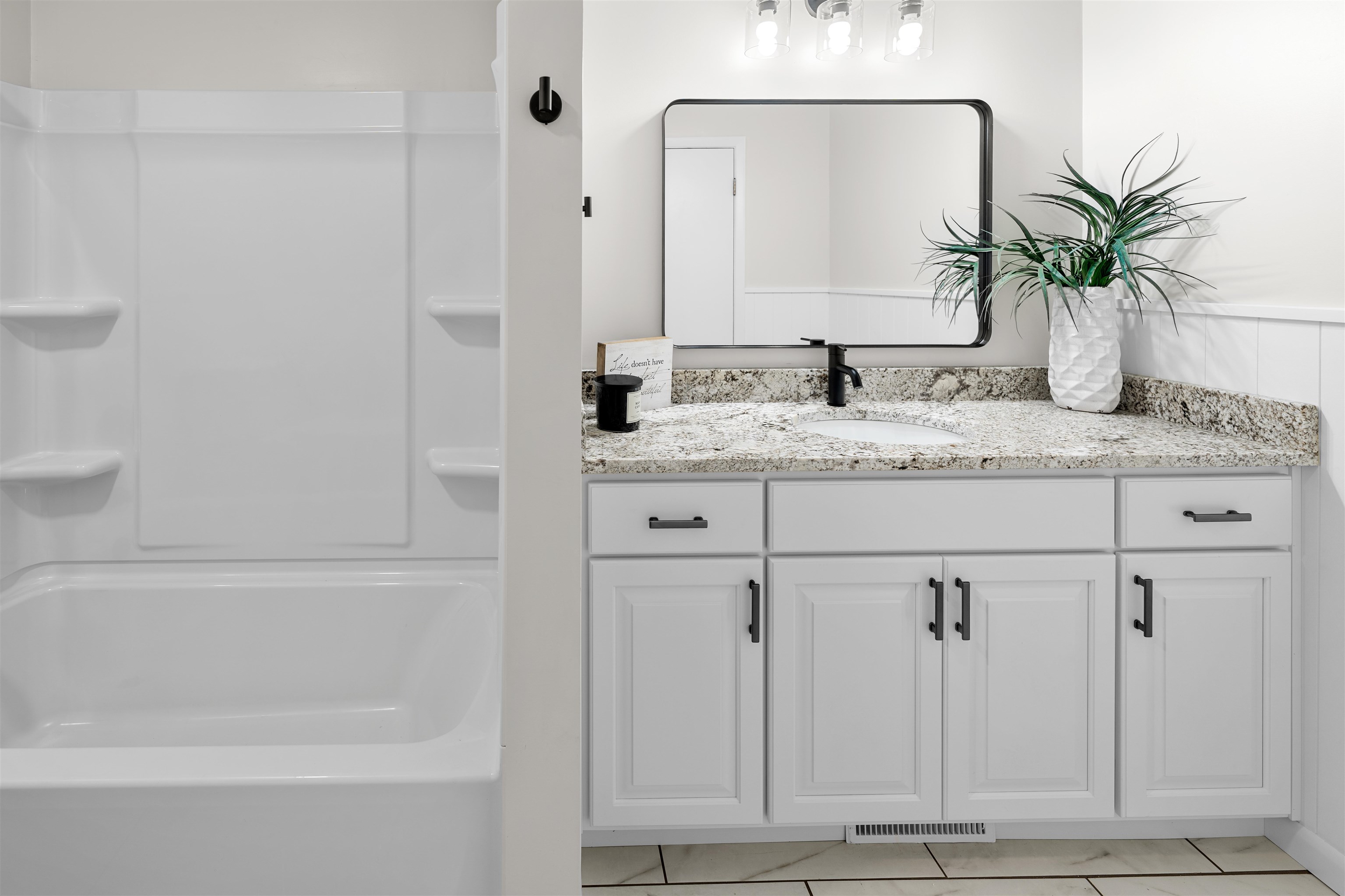 452 Camden Dr, Salina, Kansas image 24