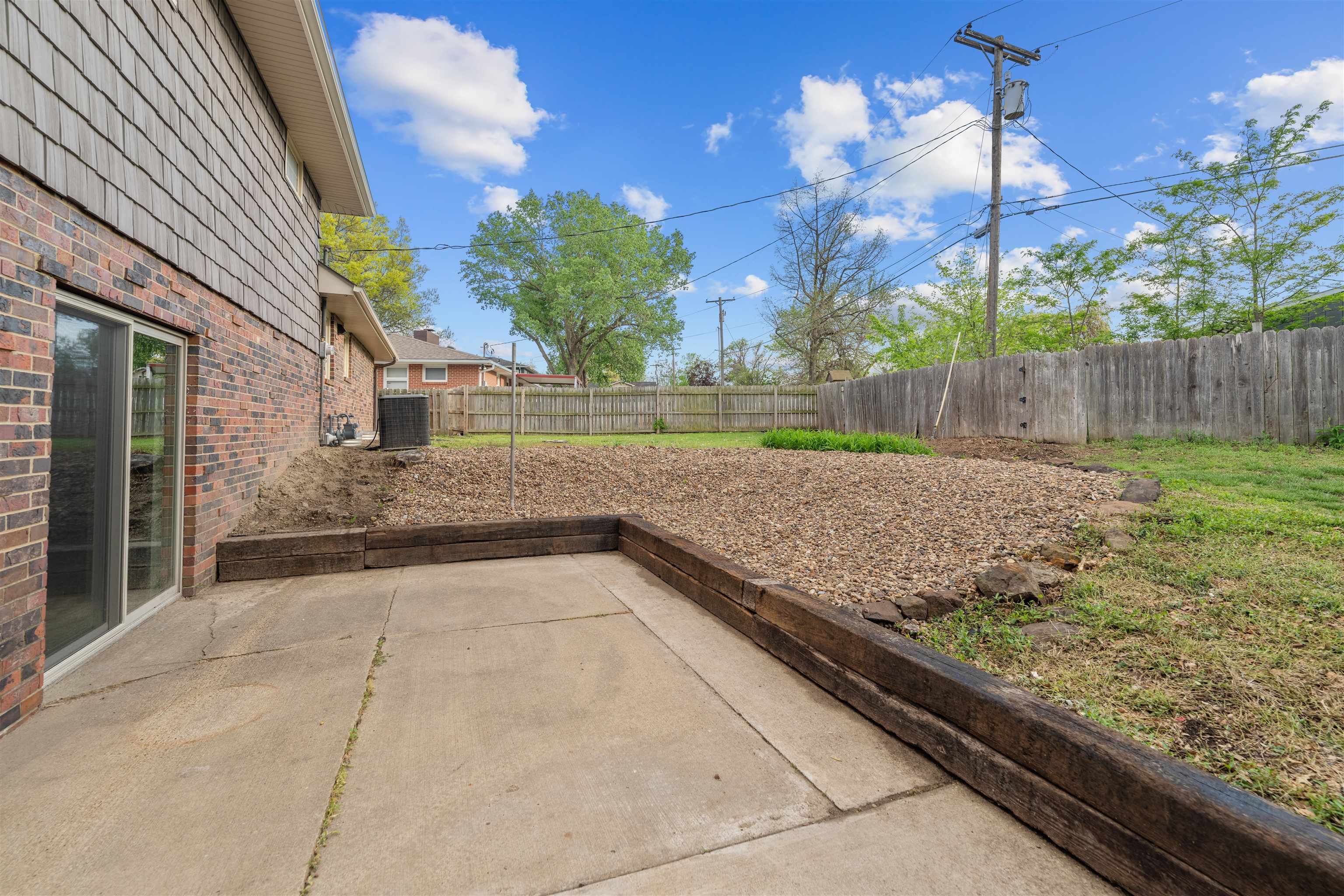 452 Camden Dr, Salina, Kansas image 31