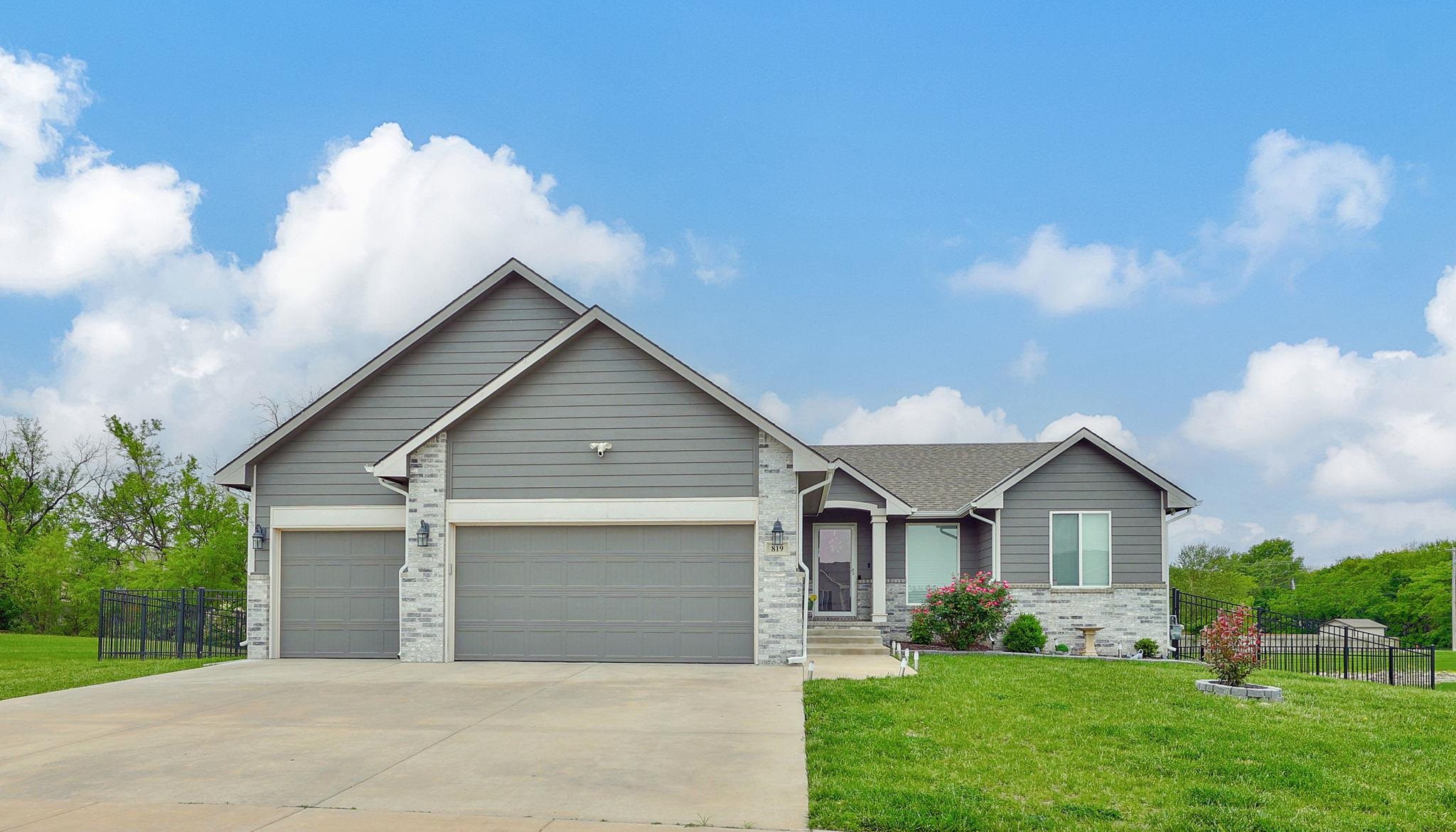 819 Freedom St, Derby, Kansas image 1