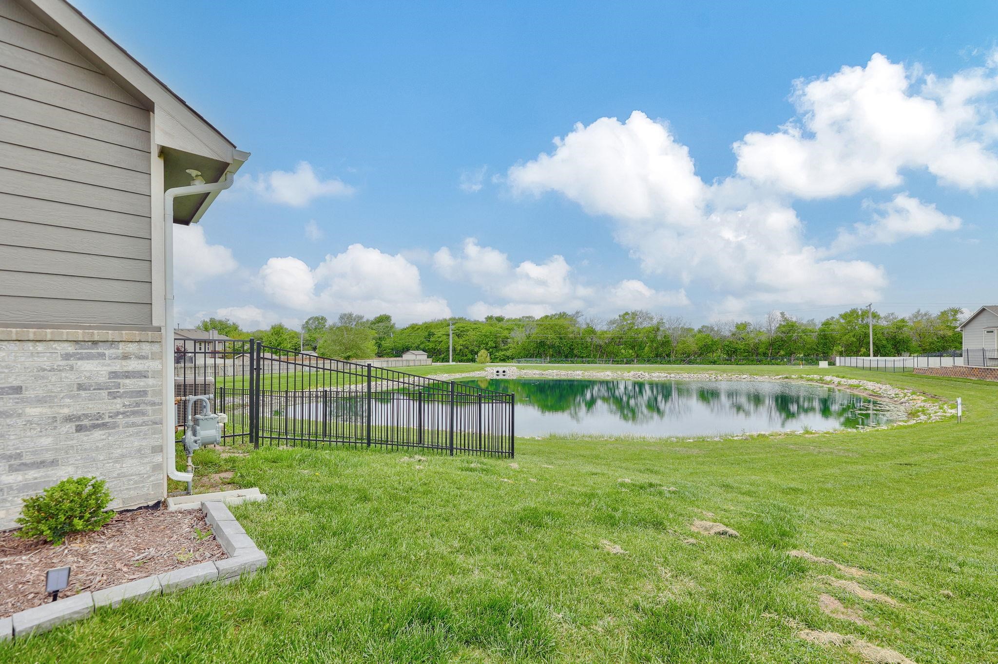 819 Freedom St, Derby, Kansas image 2