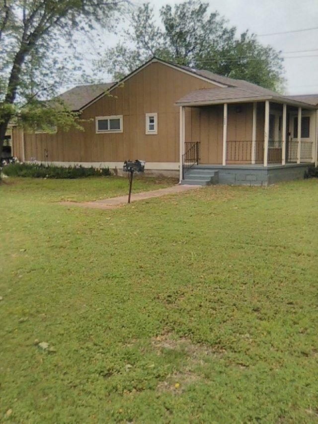 1533 N C Street, Arkansas City, Kansas image 2