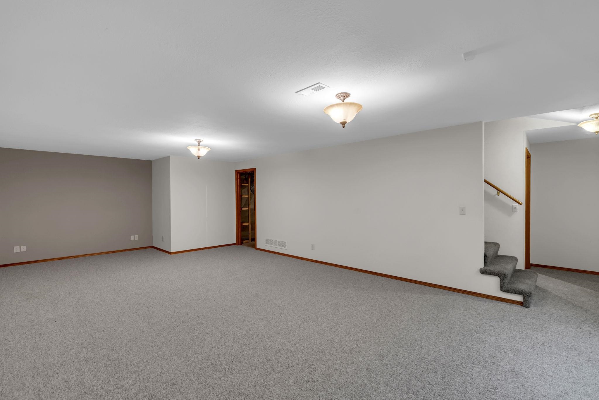 134 S Elm Ct, Andover, Virginia image 24