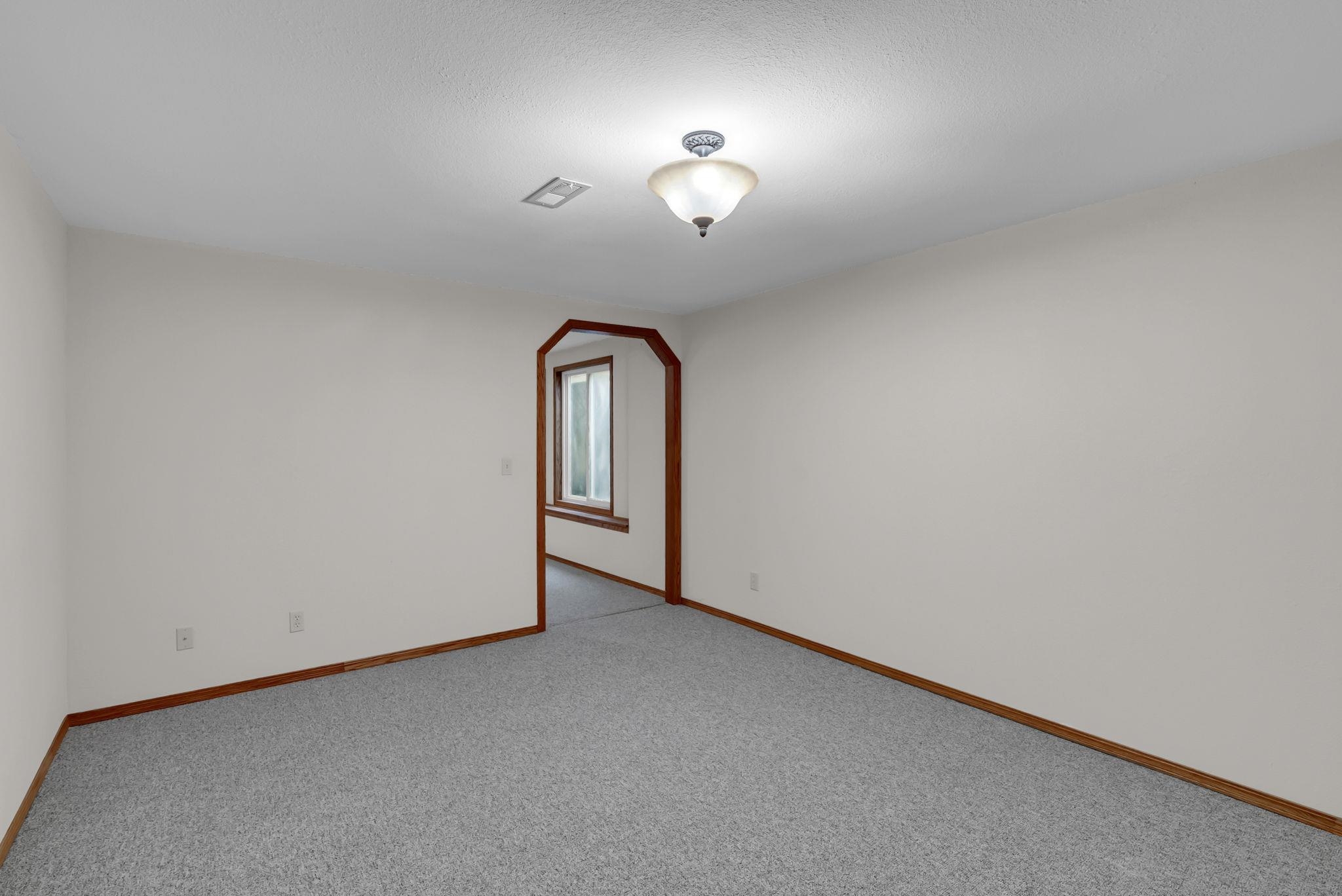 134 S Elm Ct, Andover, Virginia image 27