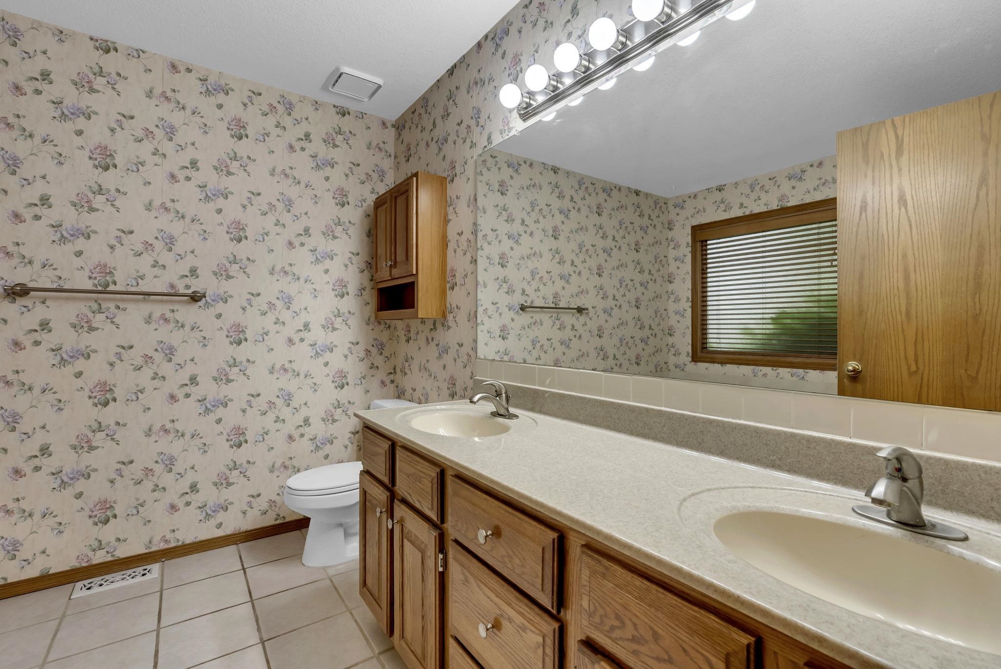 134 S Elm Ct, Andover, Virginia image 19
