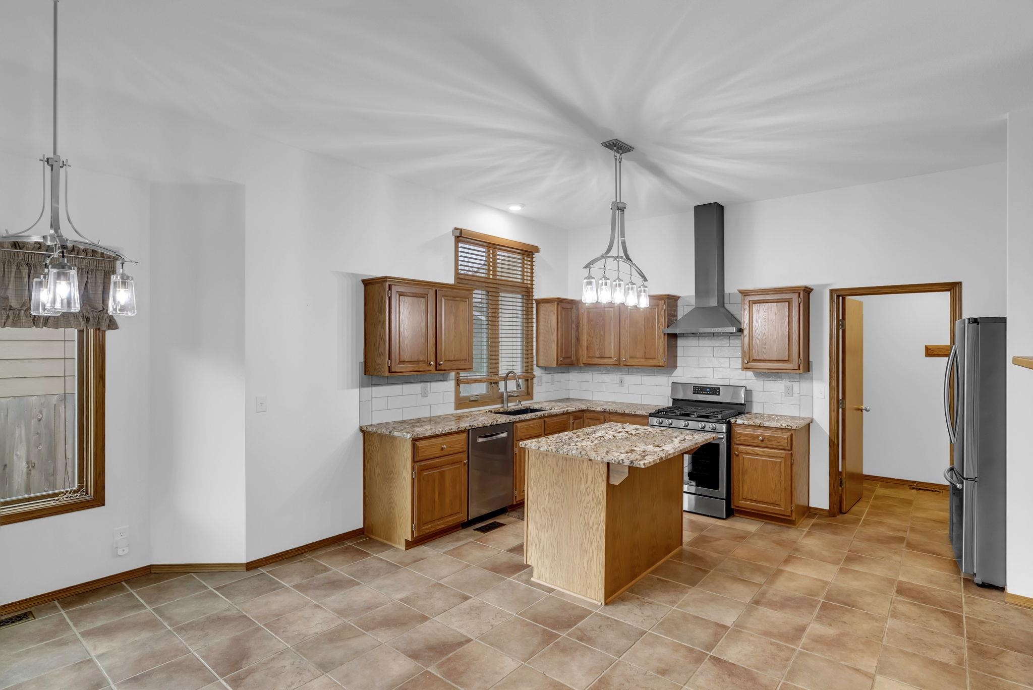 134 S Elm Ct, Andover, Virginia image 13